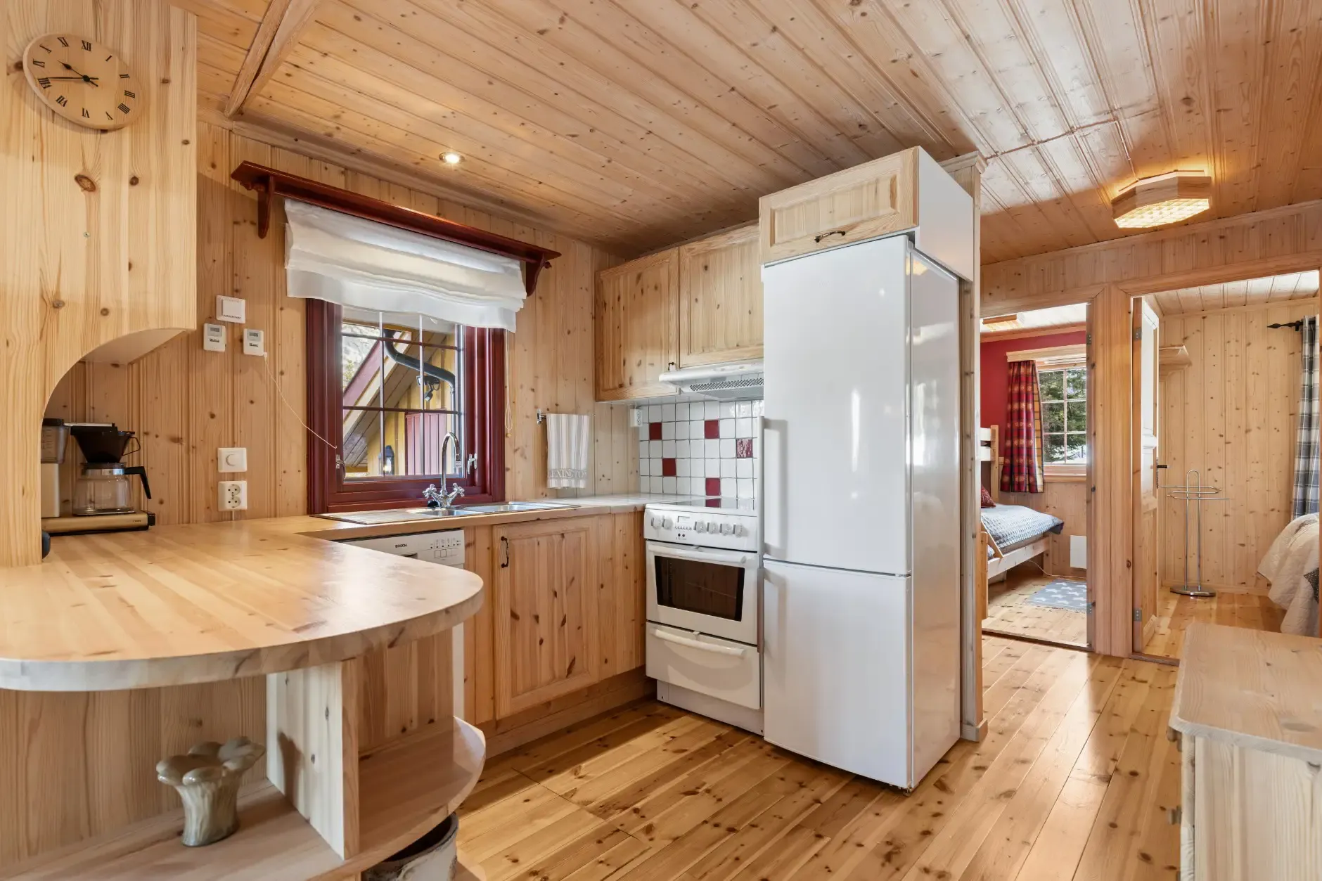 Modern 3-Bedroom Country House with Expansive Garden in Eggedal, Norway - View image 14 of 47