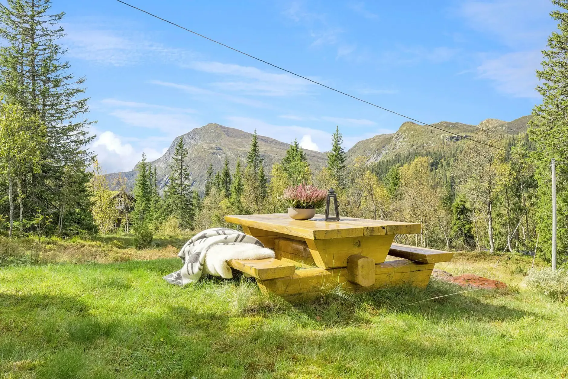 Modern 3-Bedroom Country House with Expansive Garden in Eggedal, Norway - View image 36 of 47