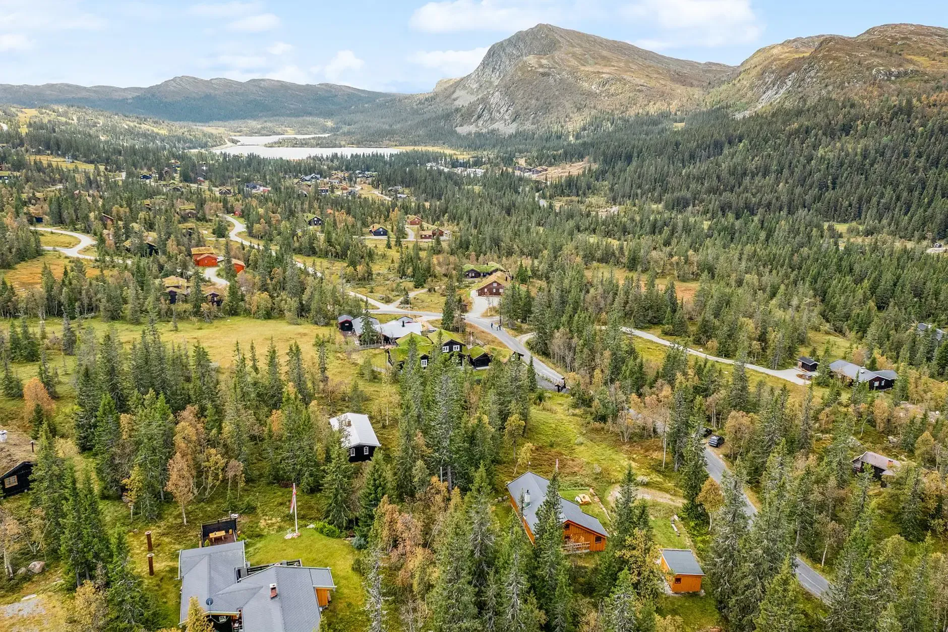 Modern 3-Bedroom Country House with Expansive Garden in Eggedal, Norway - View image 45 of 47