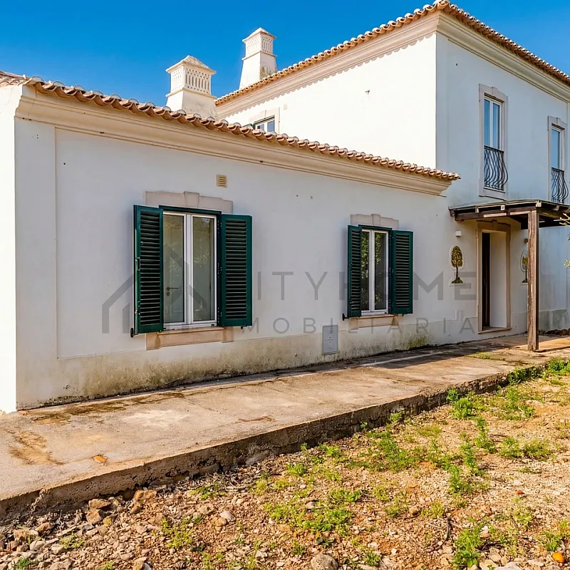 3-Bedroom House with Expansive Orchard in Scenic Silves, Portugal