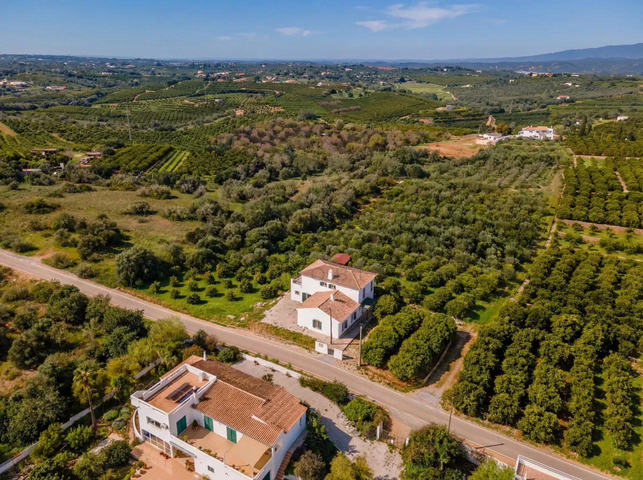 3-Bedroom House with Expansive Orchard in Scenic Silves, Portugal - View image 6 of 37
