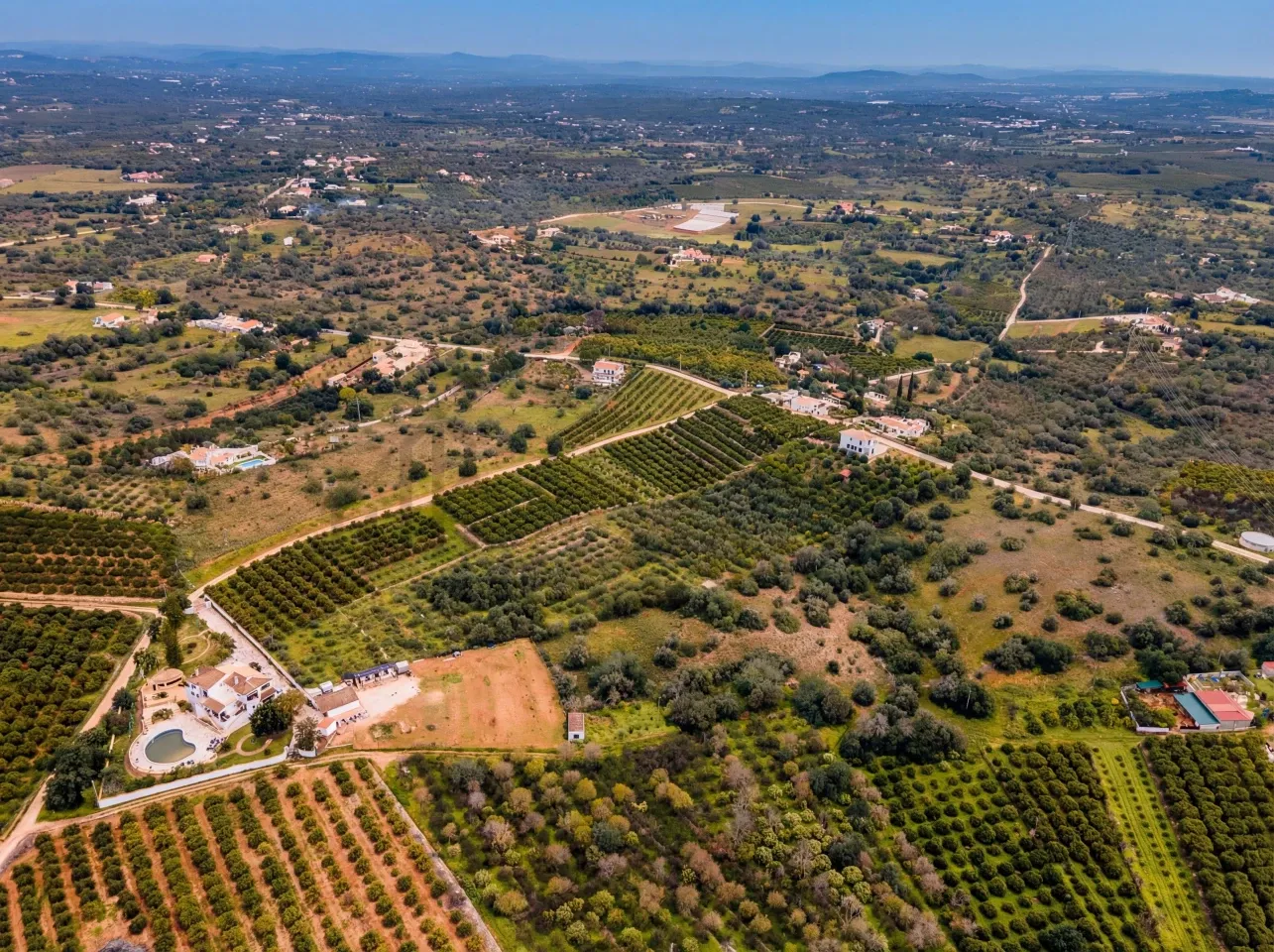 3-Bedroom House with Expansive Orchard in Scenic Silves, Portugal - View image 8 of 37