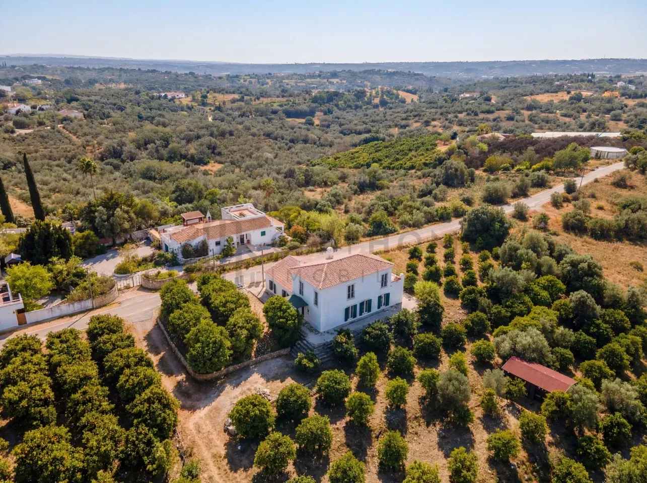3-Bedroom House with Expansive Orchard in Scenic Silves, Portugal - View image 9 of 37