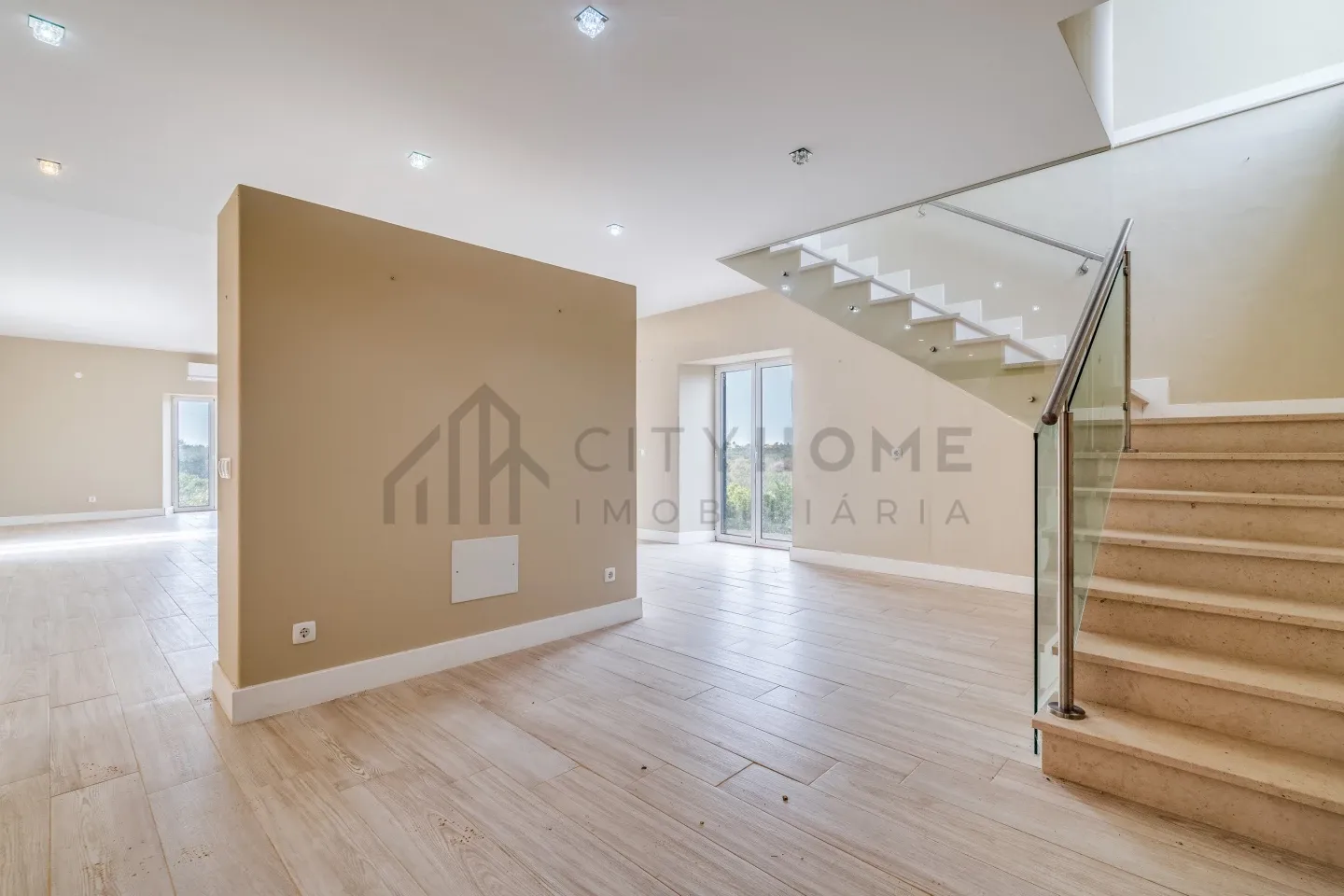 3-Bedroom House with Expansive Orchard in Scenic Silves, Portugal - View image 11 of 37