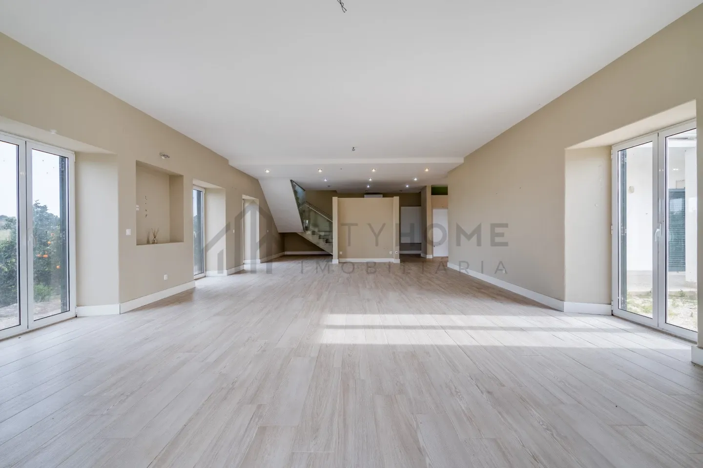 3-Bedroom House with Expansive Orchard in Scenic Silves, Portugal - View image 13 of 37