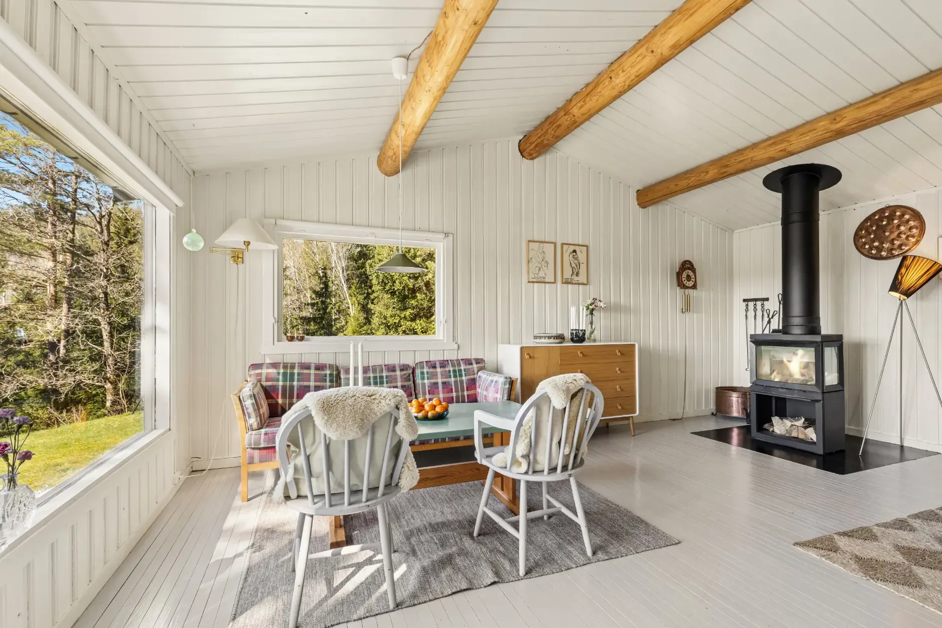 1970s Country House in Skiptvet: 2-Bedroom Retreat with Expansive Terrace - View image 7 of 28