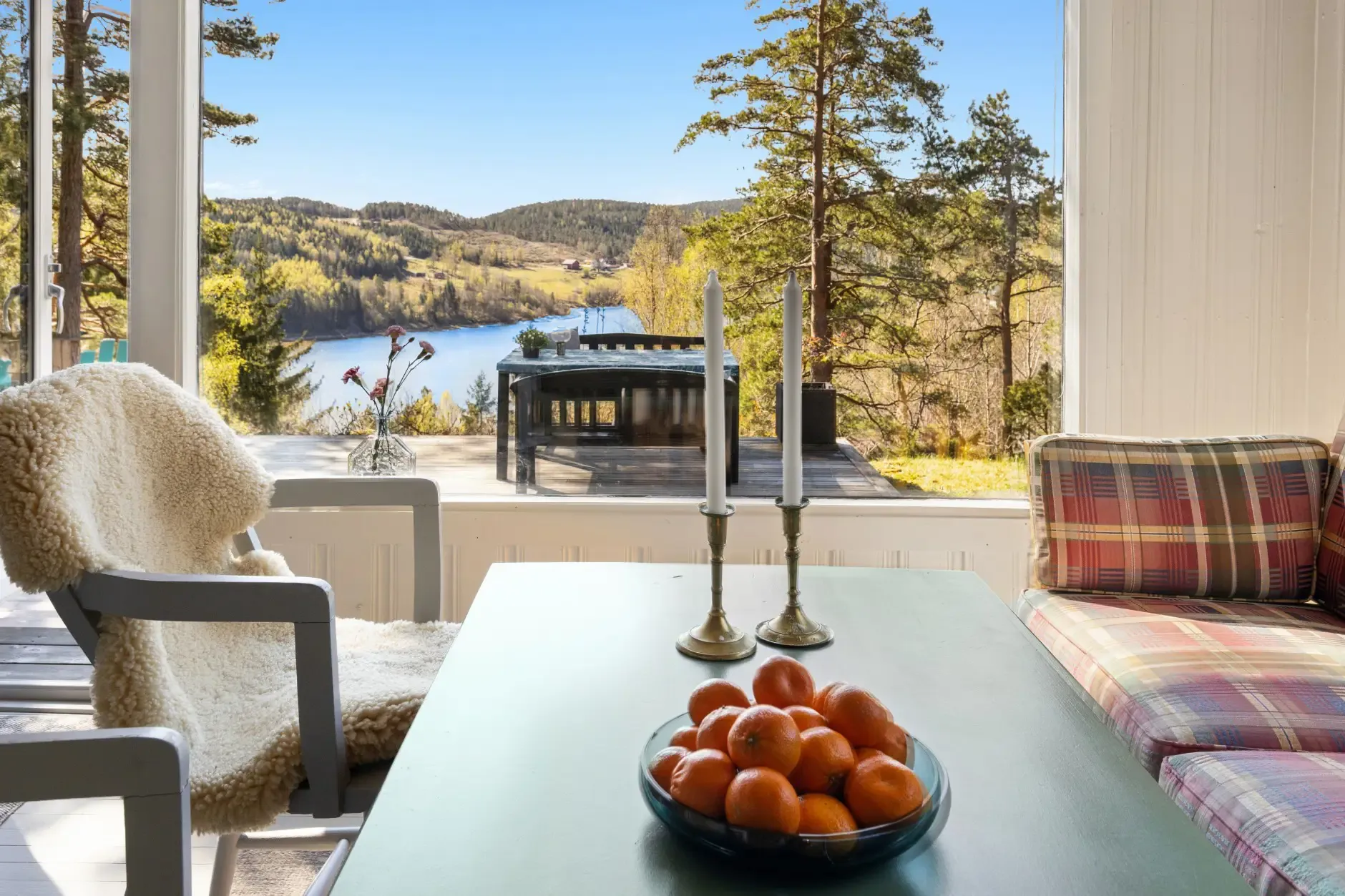 1970s Country House in Skiptvet: 2-Bedroom Retreat with Expansive Terrace - View image 11 of 28