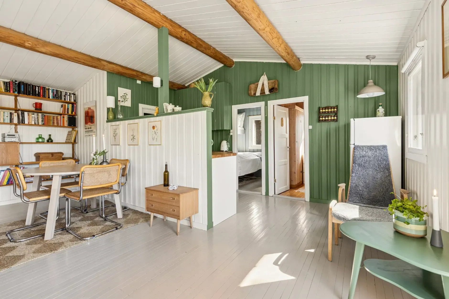 1970s Country House in Skiptvet: 2-Bedroom Retreat with Expansive Terrace - View image 13 of 28