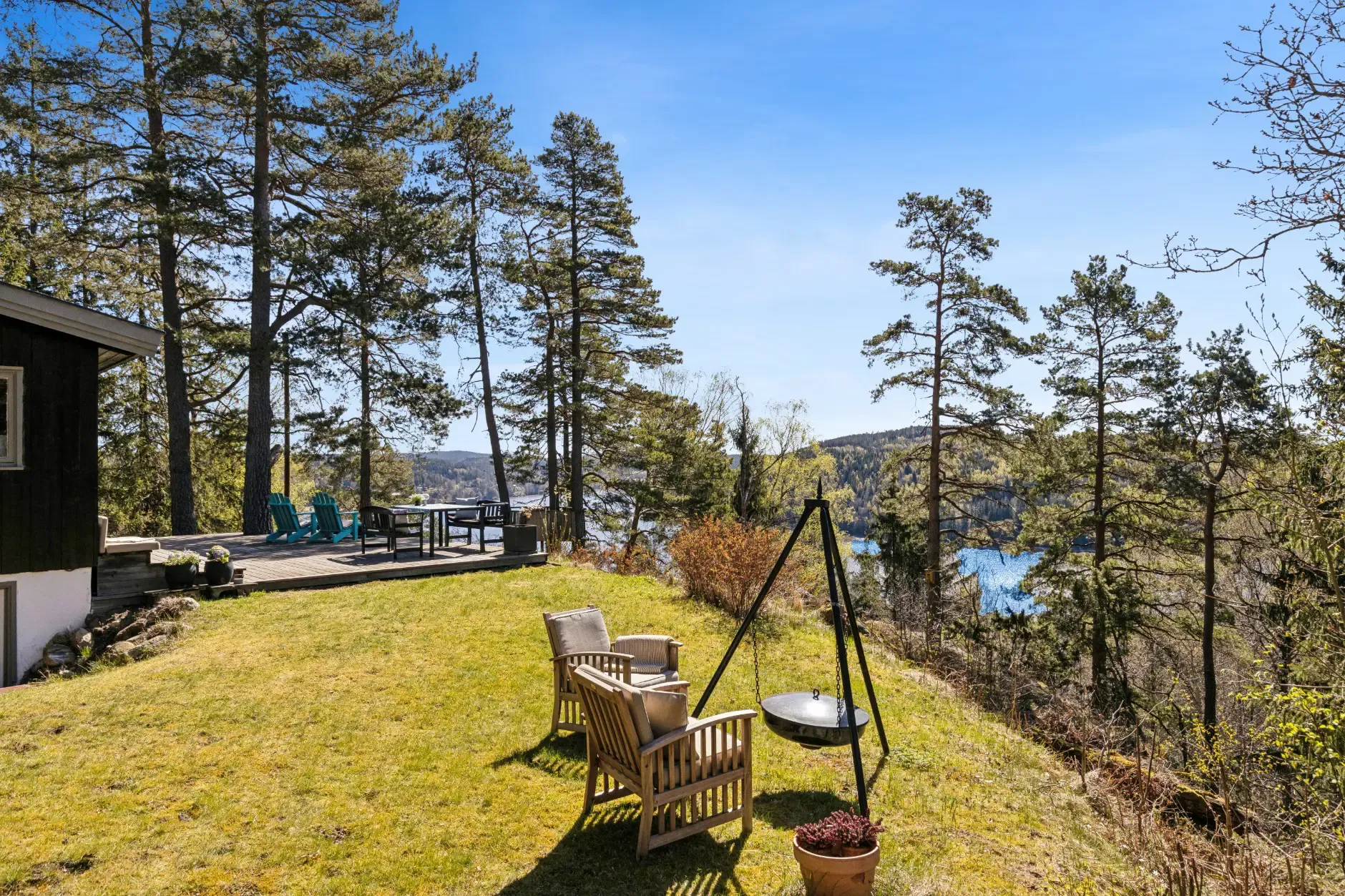 1970s Country House in Skiptvet: 2-Bedroom Retreat with Expansive Terrace - View image 21 of 28