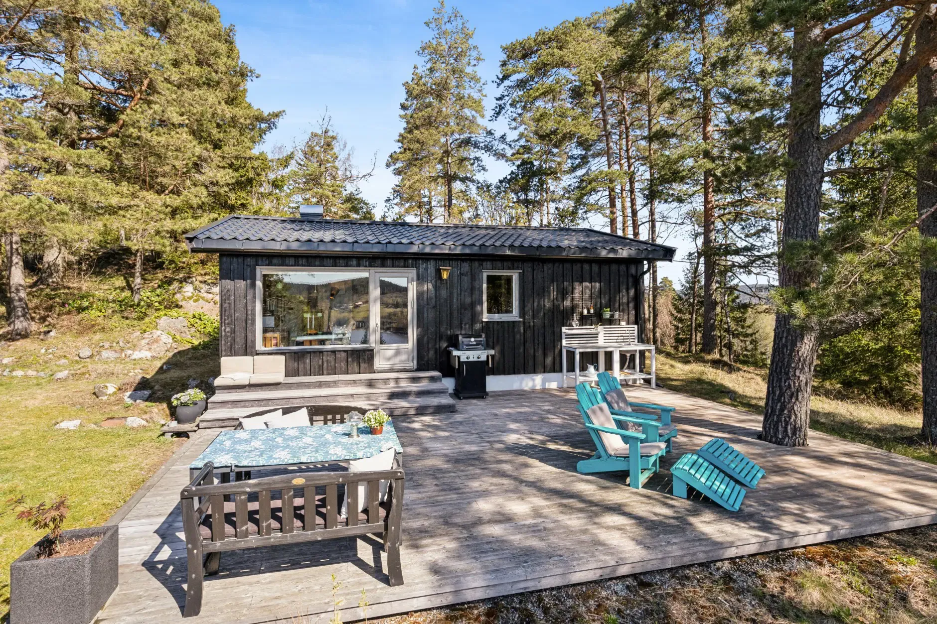 1970s Country House in Skiptvet: 2-Bedroom Retreat with Expansive Terrace - View image 25 of 28