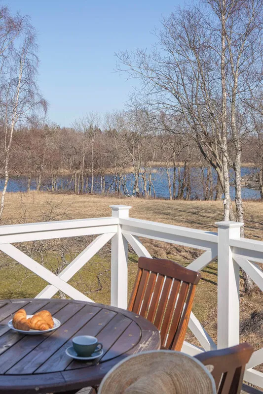 1970s Swedish Archipelago House with Expansive Gardens and Terrace - View image 43 of 47