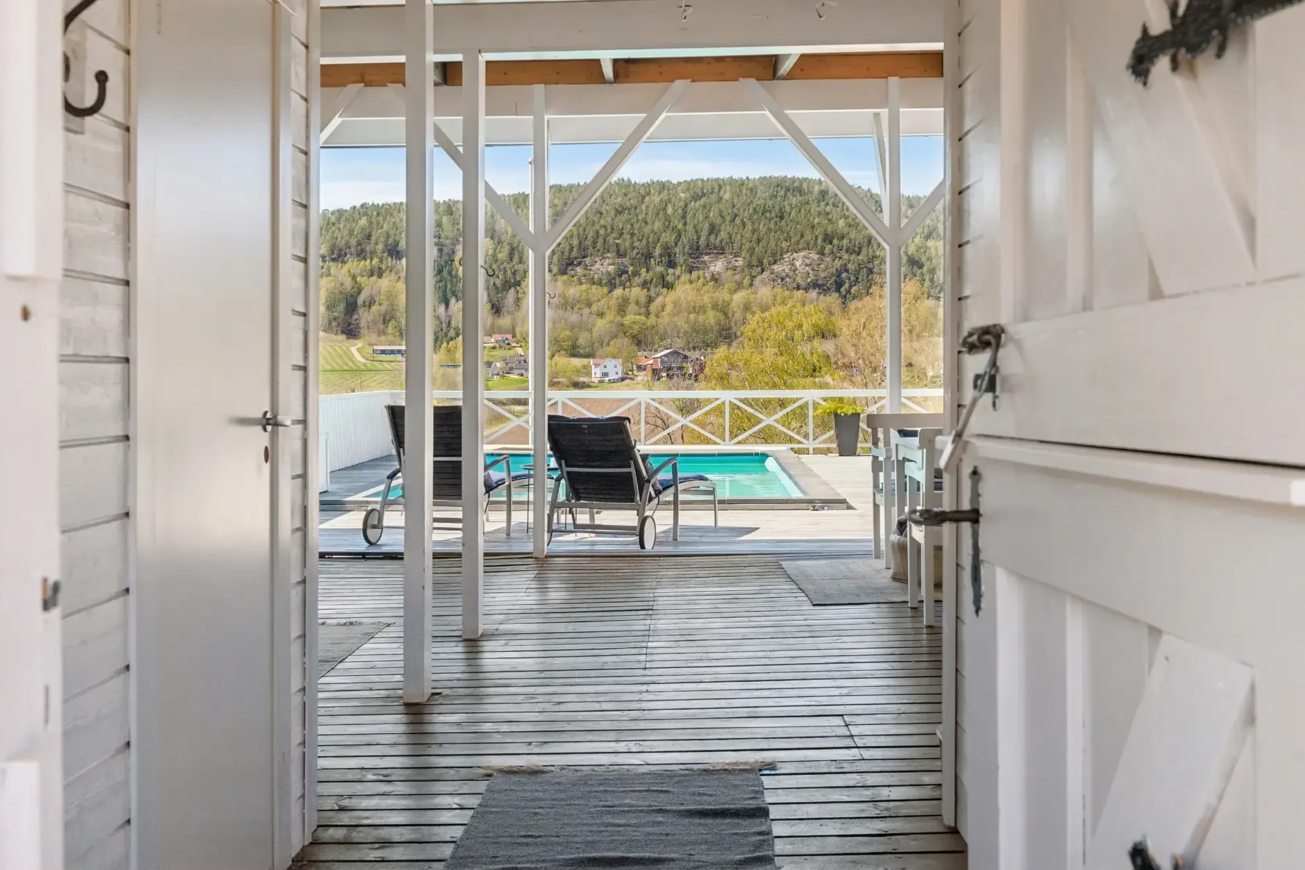 1960s Norwegian Seaside House with Pool and Expansive Terrace - View image 6 of 36