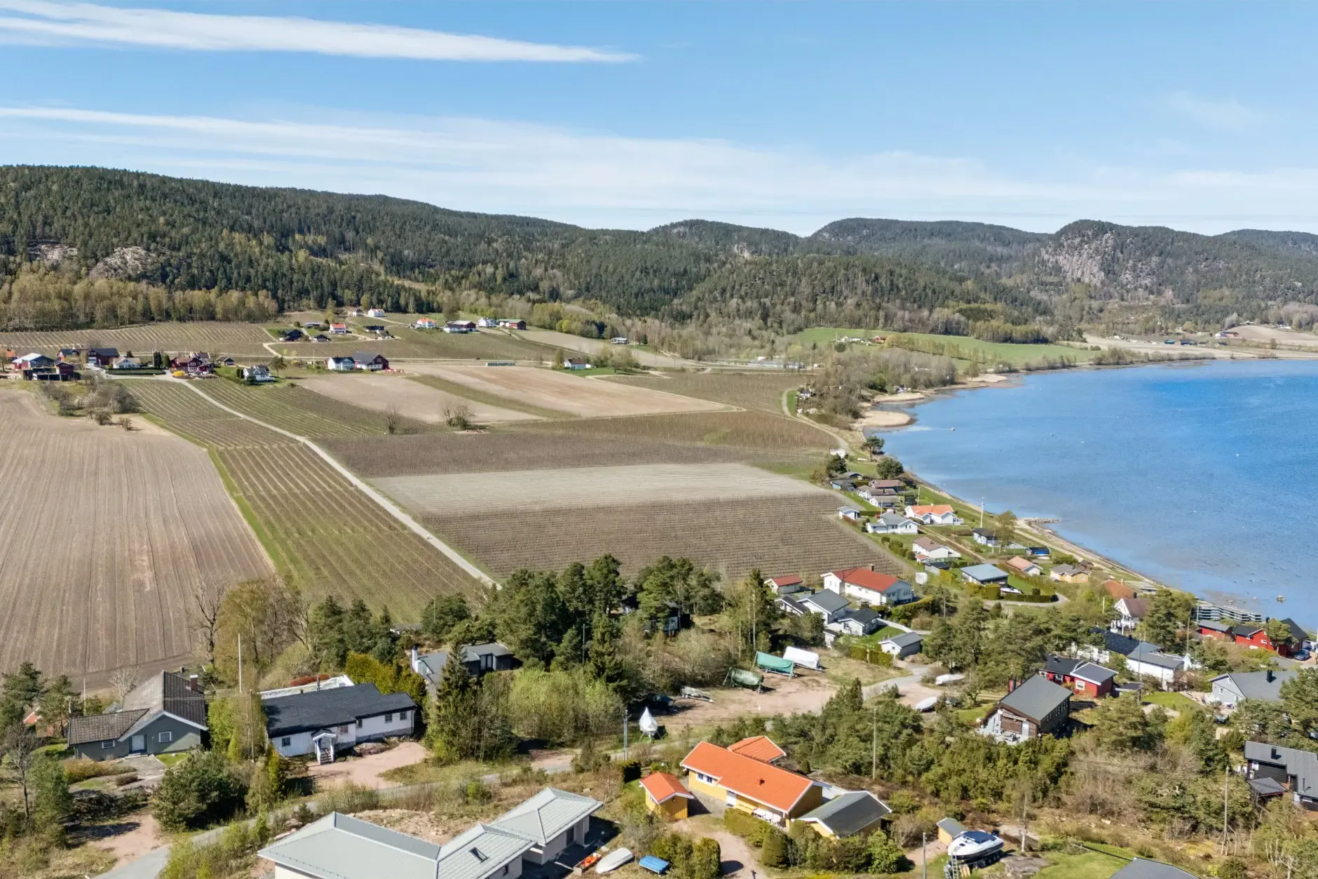 1960s Norwegian Seaside House with Pool and Expansive Terrace - View image 34 of 36