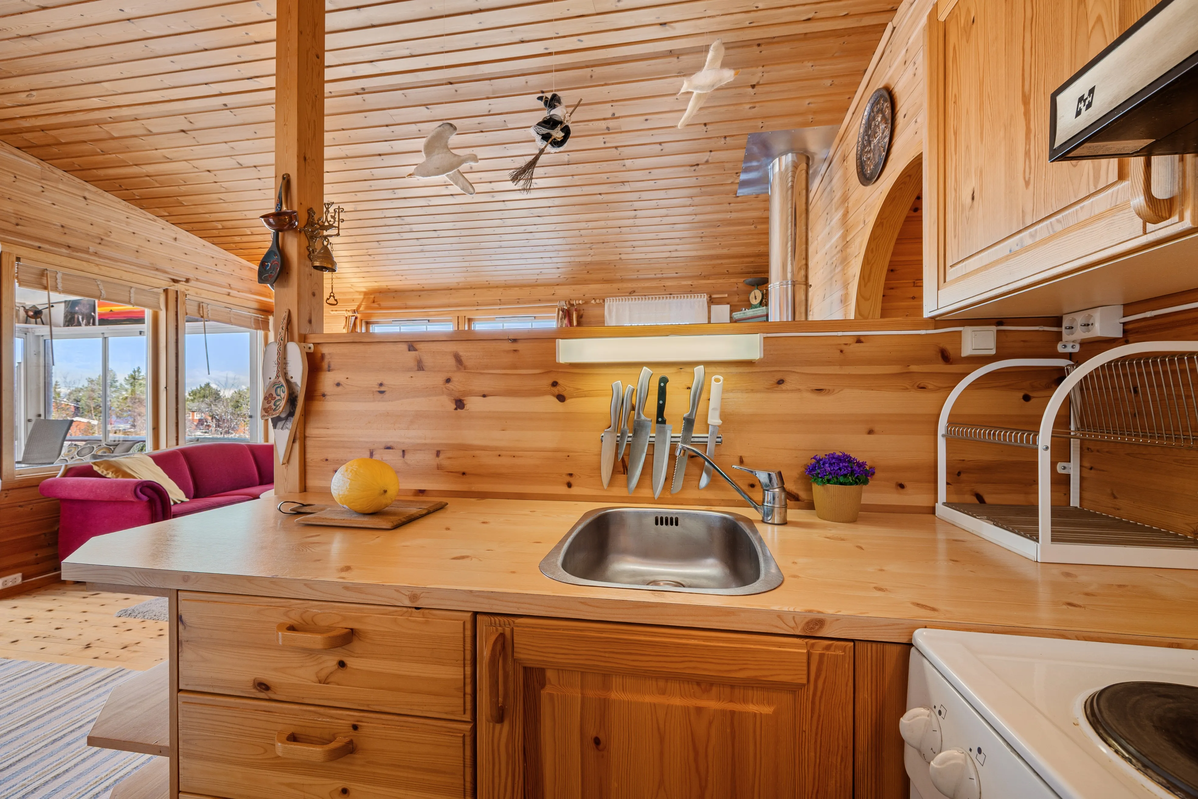 Scenic 3-Bedroom Cabin with Expansive Terrace in Tovik, Norway - View image 16 of 43