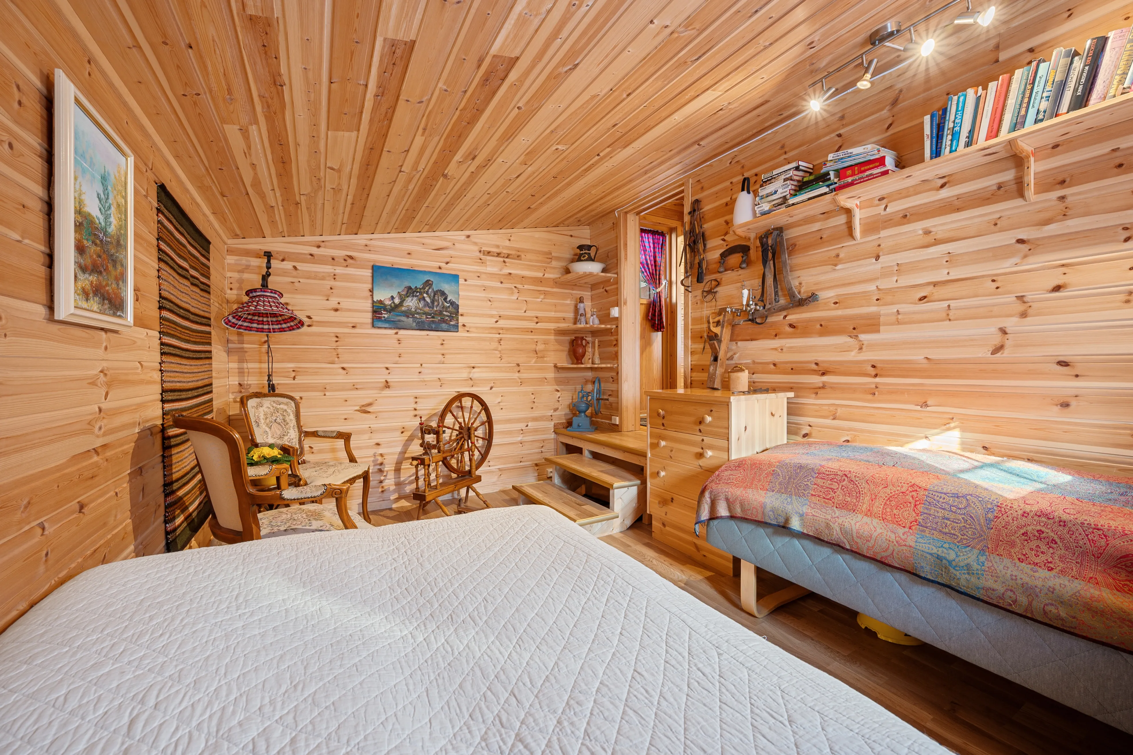 Scenic 3-Bedroom Cabin with Expansive Terrace in Tovik, Norway - View image 19 of 43
