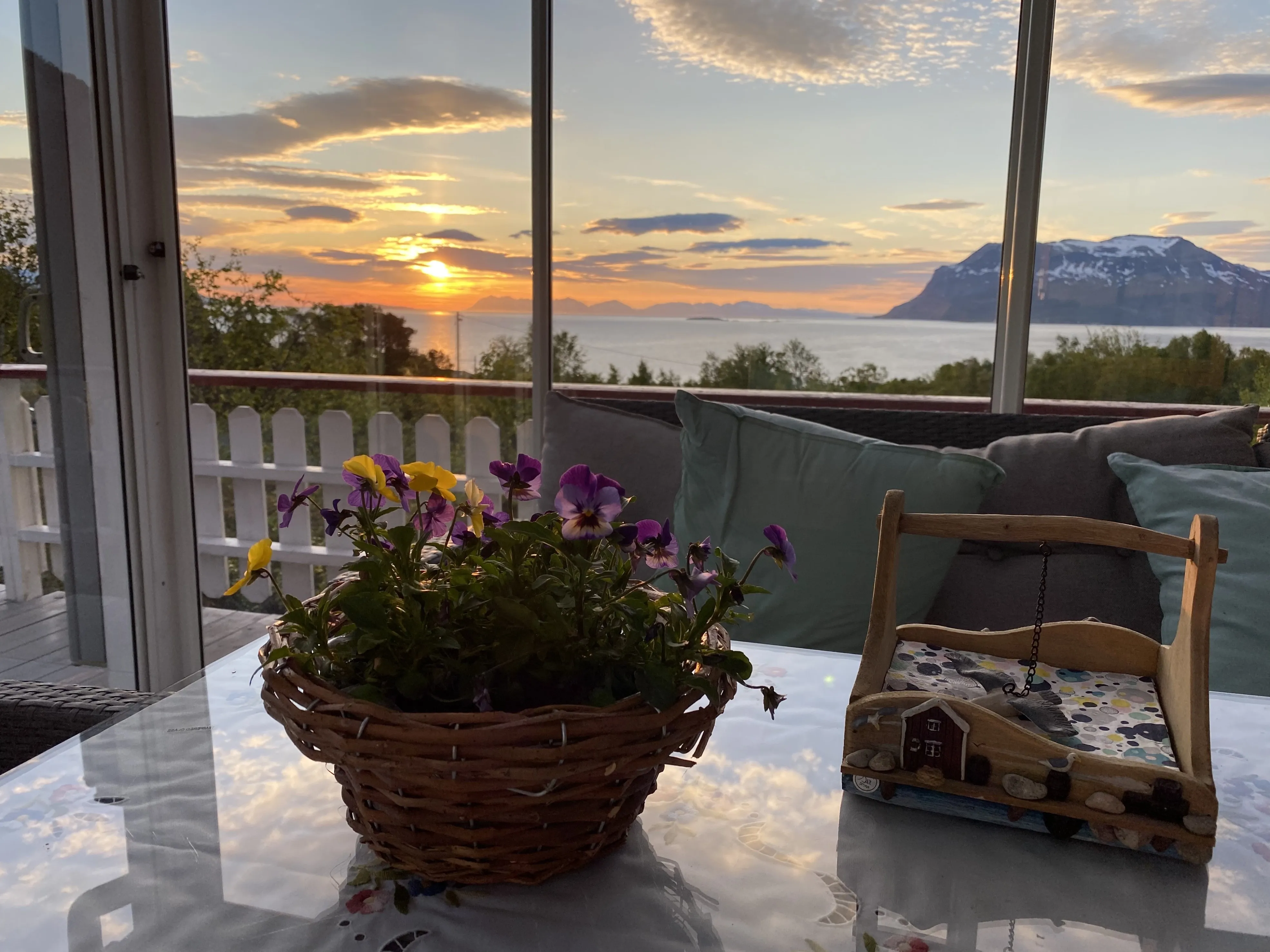 Scenic 3-Bedroom Cabin with Expansive Terrace in Tovik, Norway - View image 43 of 43