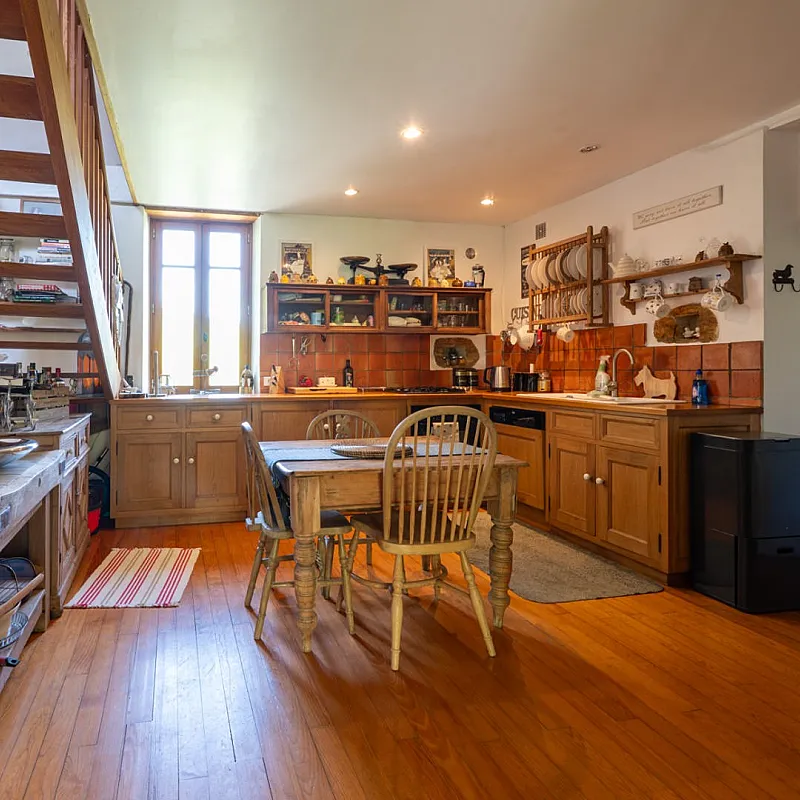 View image 13