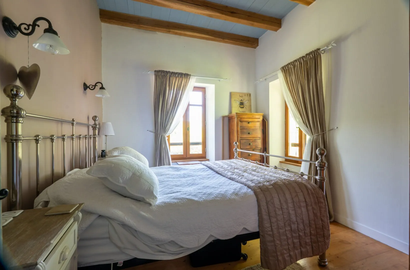 4-Bedroom House with Pool and Garden in Scenic Gourdon, France - View image 15 of 24