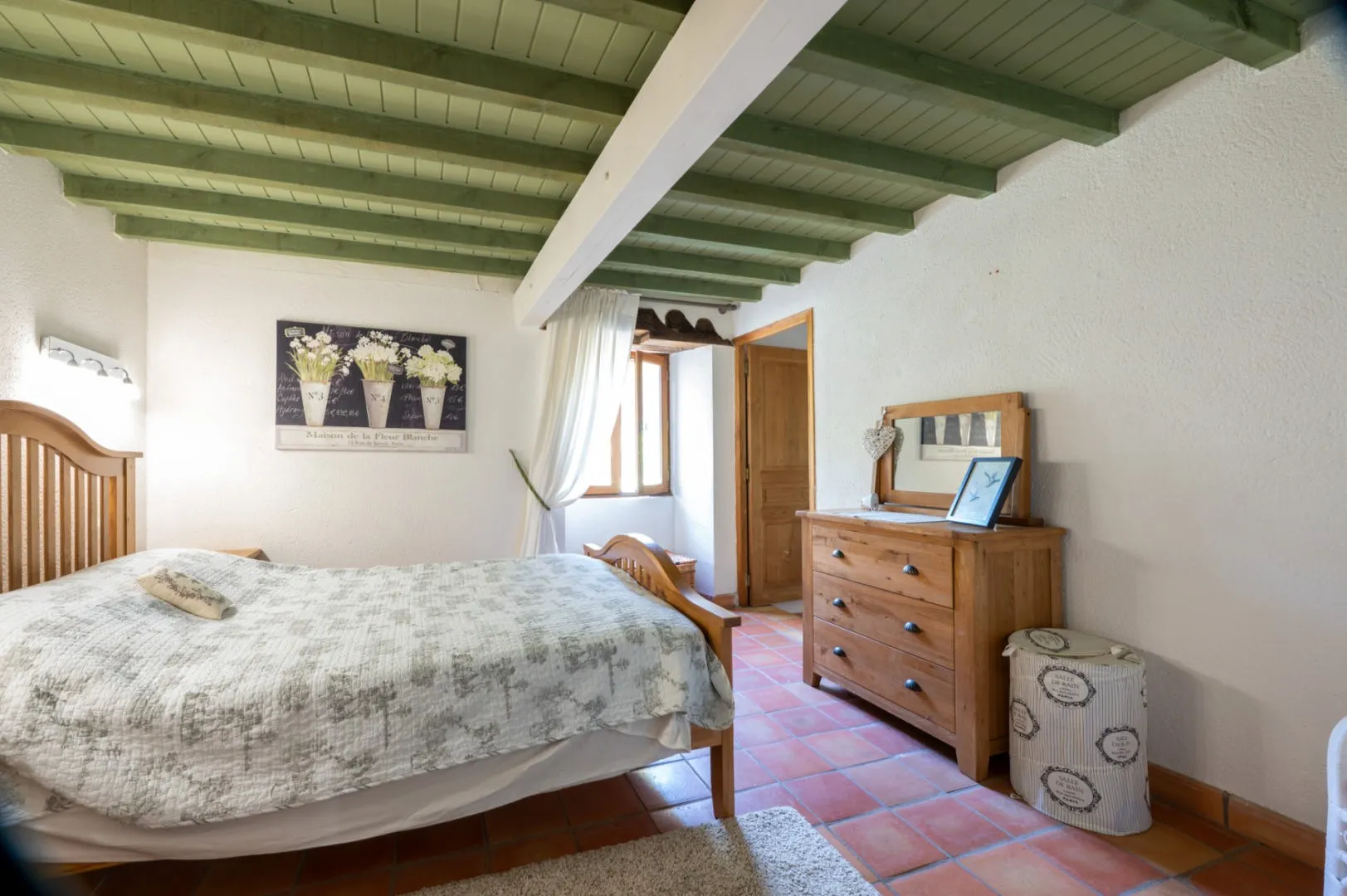 4-Bedroom House with Pool and Garden in Scenic Gourdon, France - View image 18 of 24