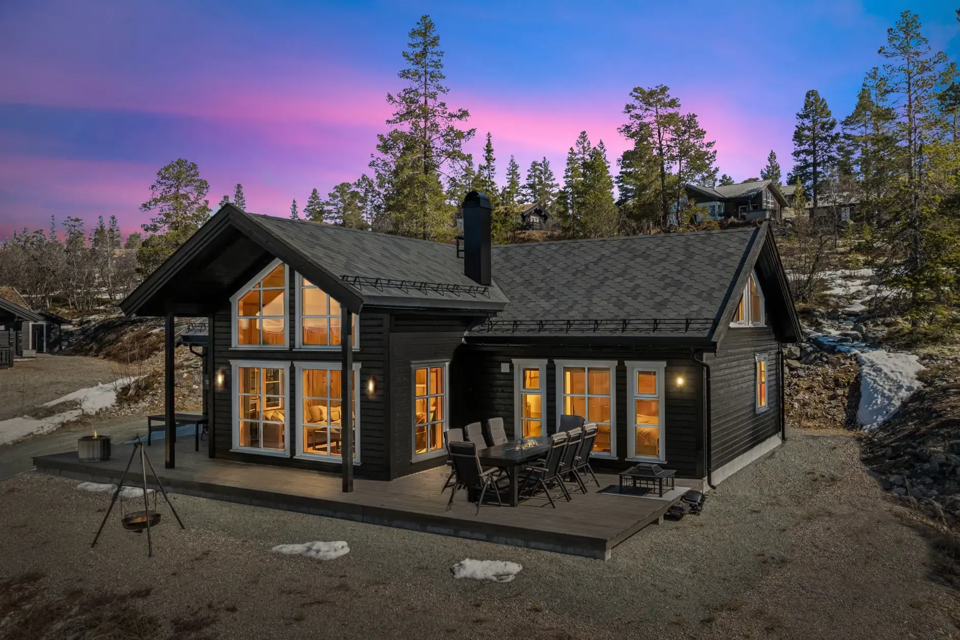 Contemporary 3-Bedroom Country House in Rendalen with Ski Access and Sauna - Image 1