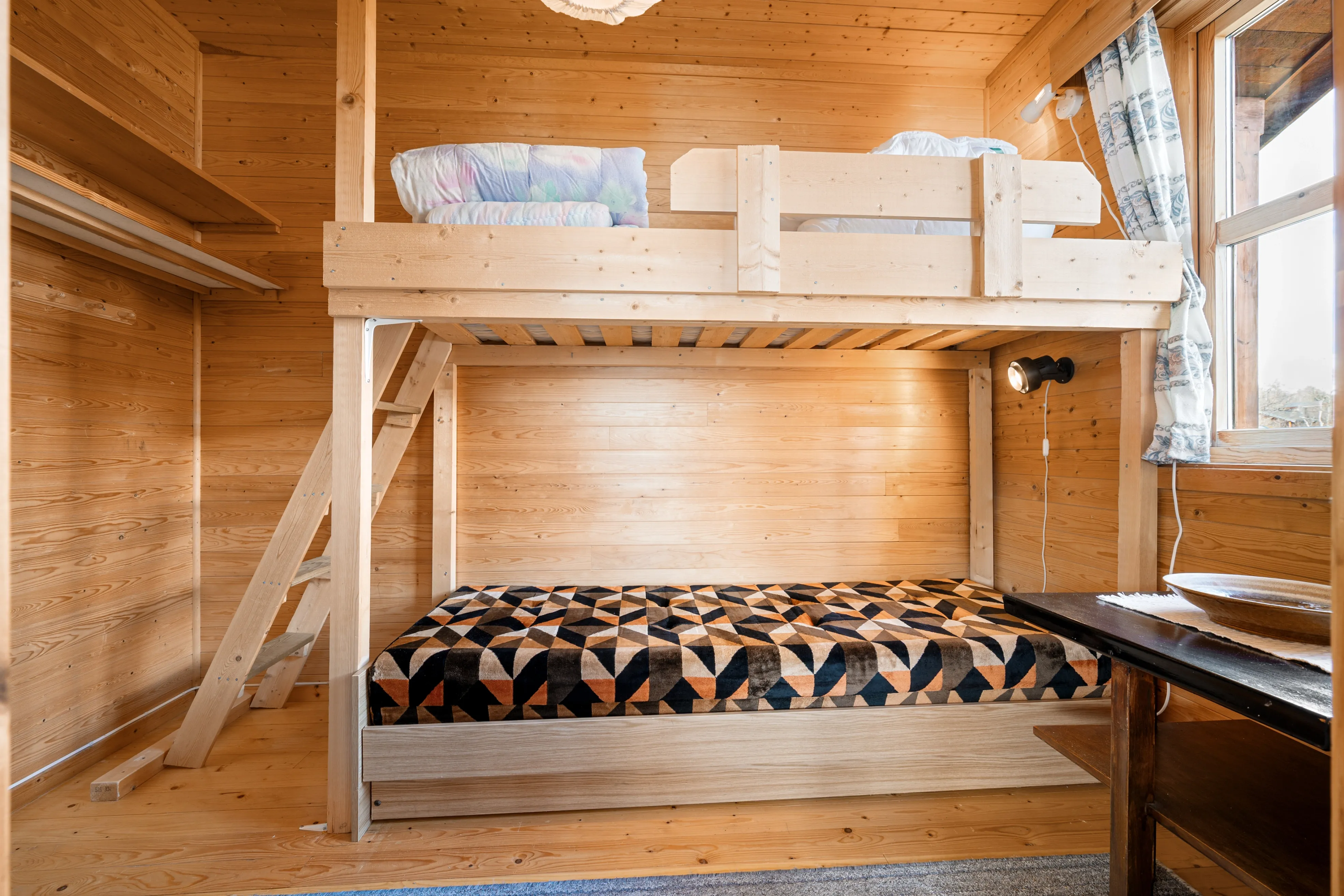 1990 Norway Retreat: 3-Bed Country House with Private Shore in Tovik - View image 19 of 38