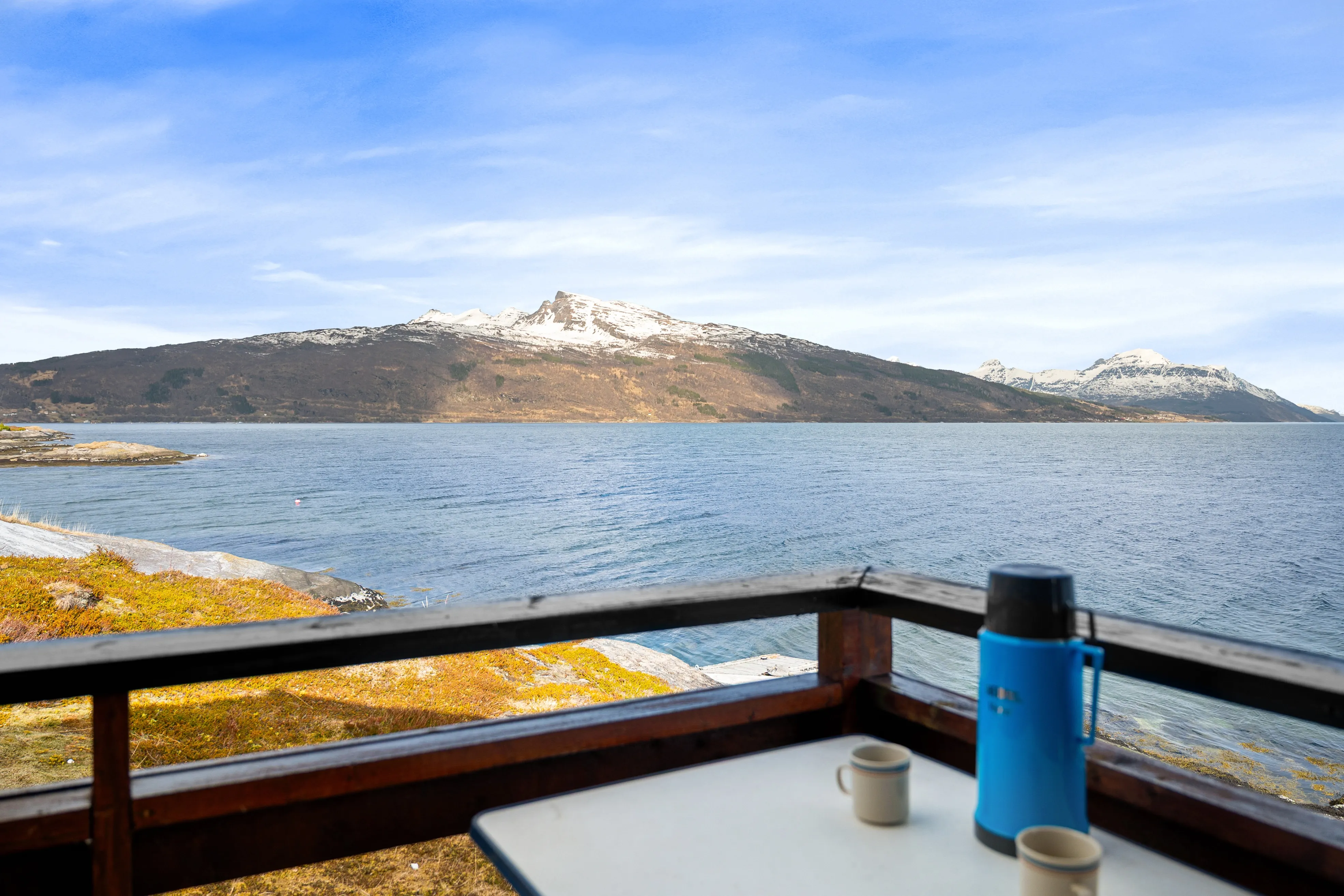 1990 Norway Retreat: 3-Bed Country House with Private Shore in Tovik - View image 28 of 38