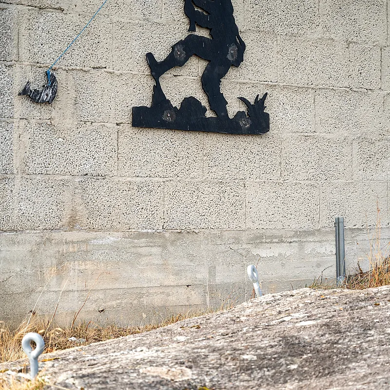 View image 31