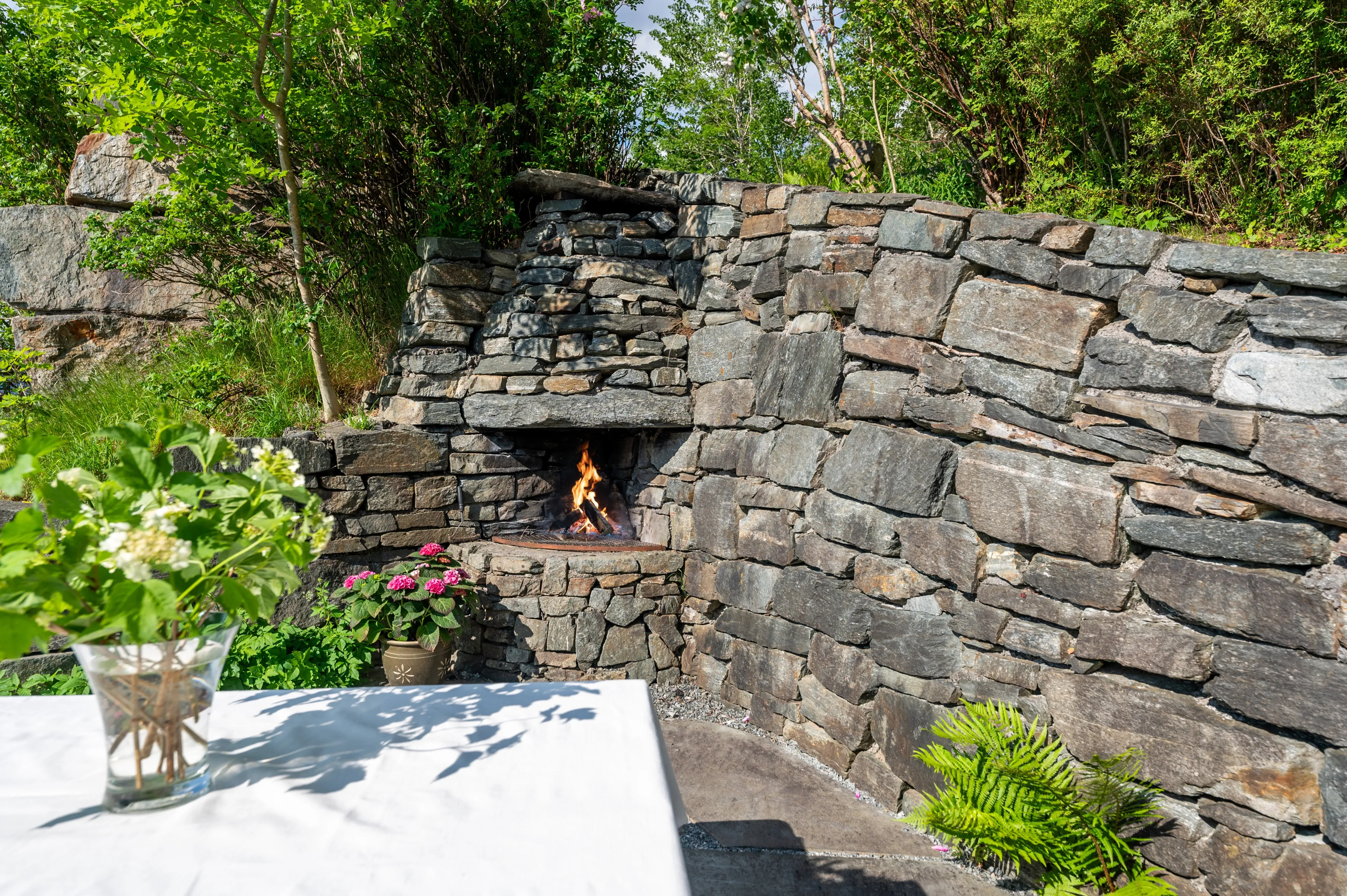 Encantadora cabaña de 1994 con embarcadero privado y terraza en la pintoresca localidad de Jelsa, Noruega - Ver imagen 11 de 47