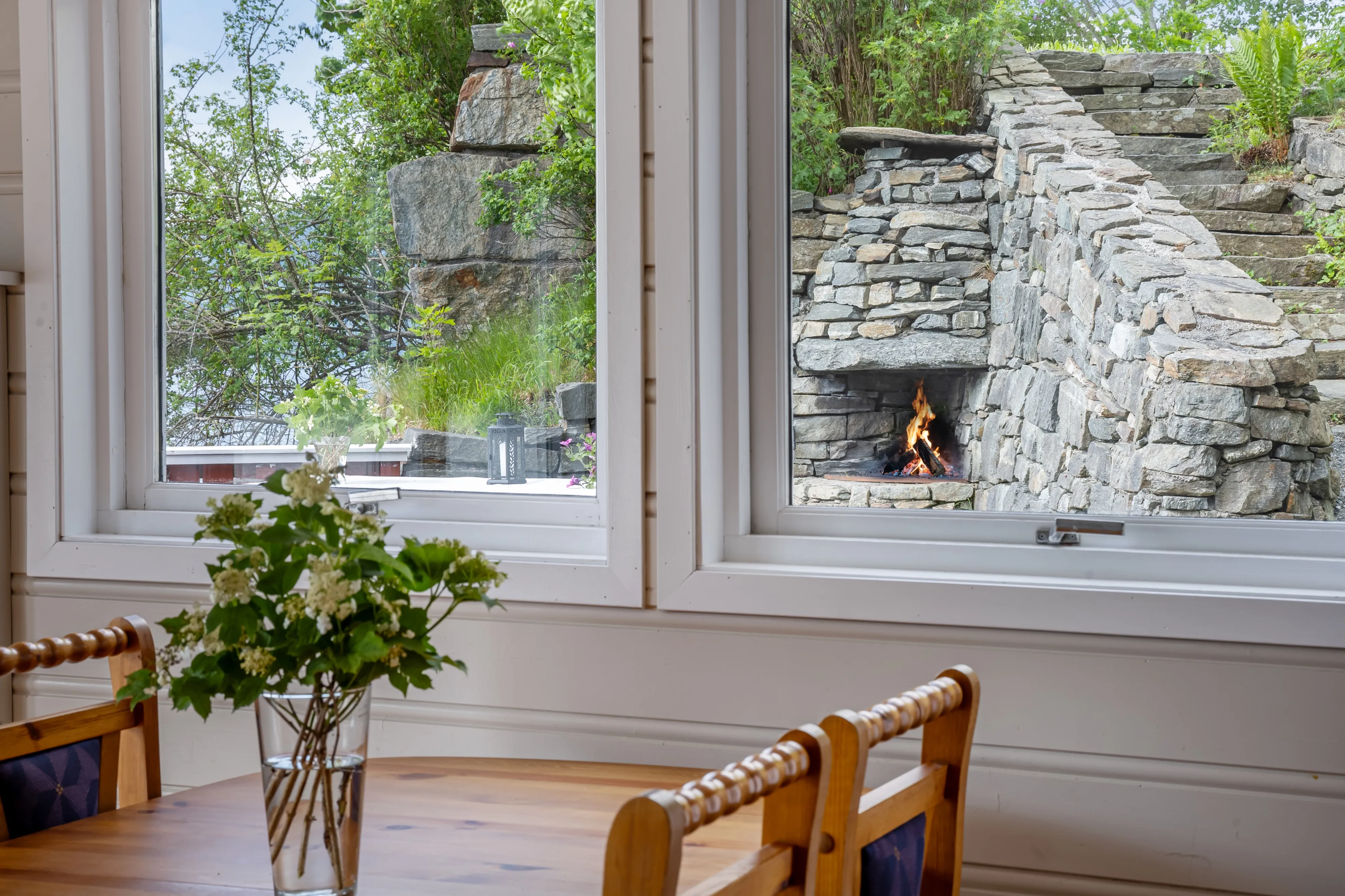 Encantadora cabaña de 1994 con embarcadero privado y terraza en la pintoresca localidad de Jelsa, Noruega - Ver imagen 20 de 47