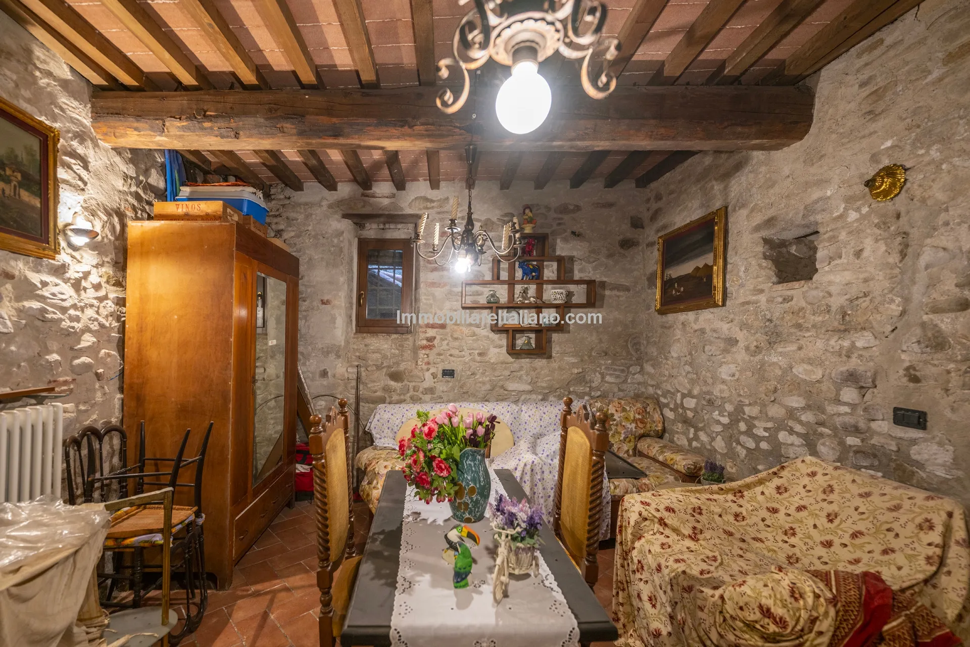 Historic Townhouse in Sansepolcro with Modern Comforts - Image 5