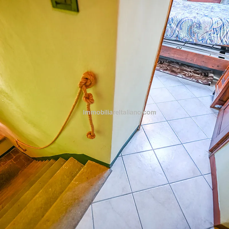 View image 32