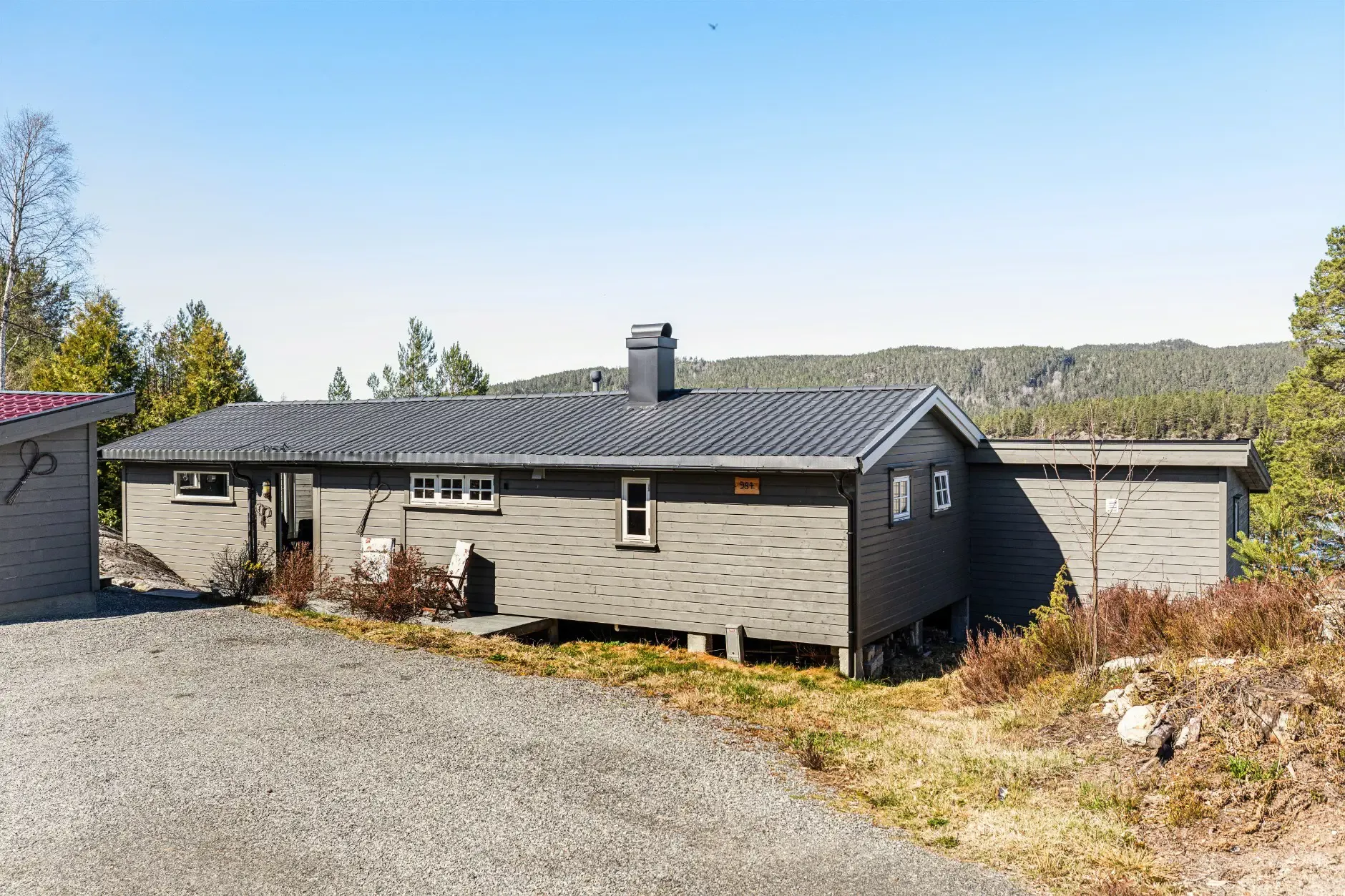 1960s Norwegian Country House with Garden and Lake Views - View image 30 of 32