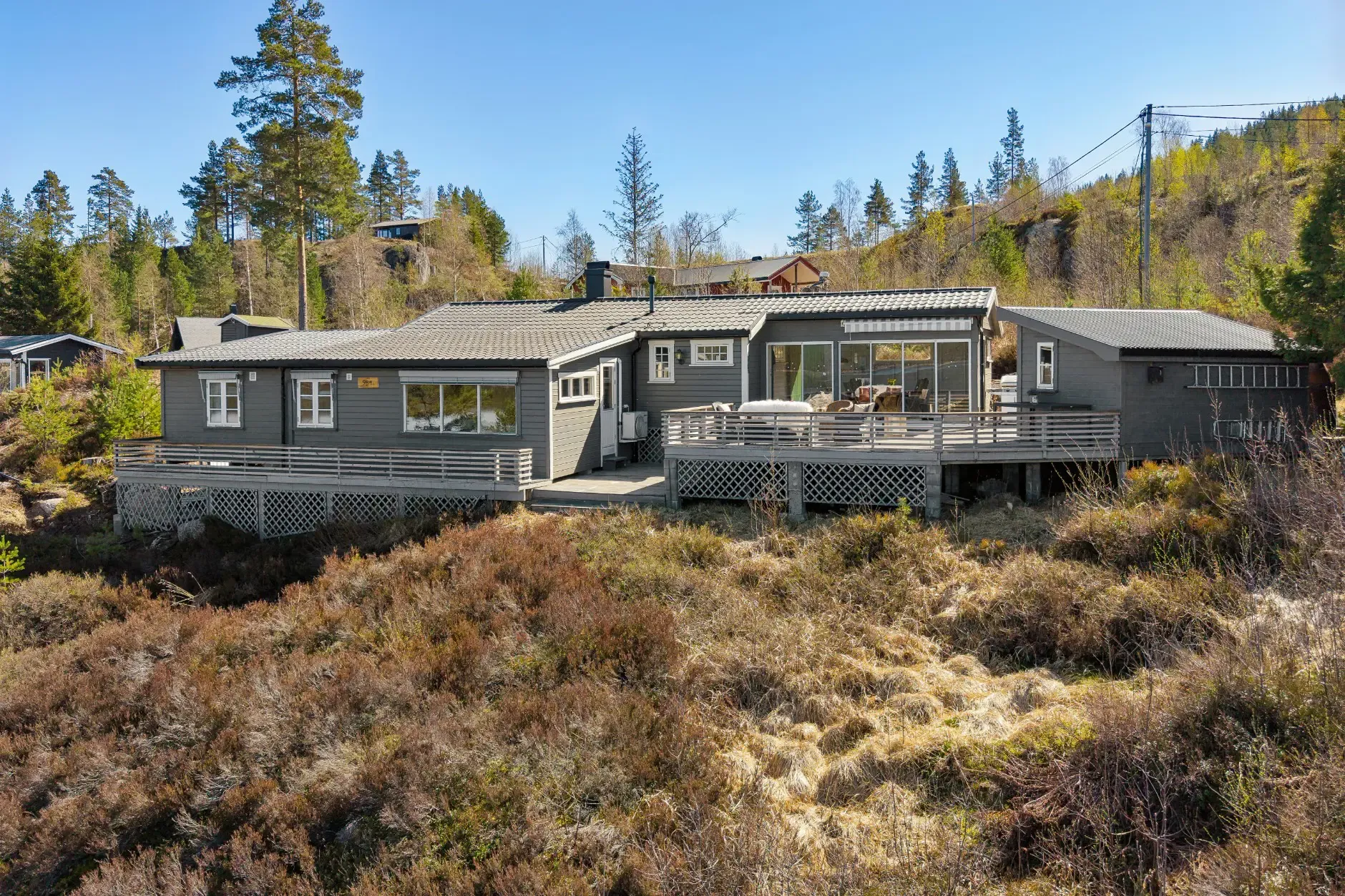 1960s Norwegian Country House with Garden and Lake Views - View image 31 of 32