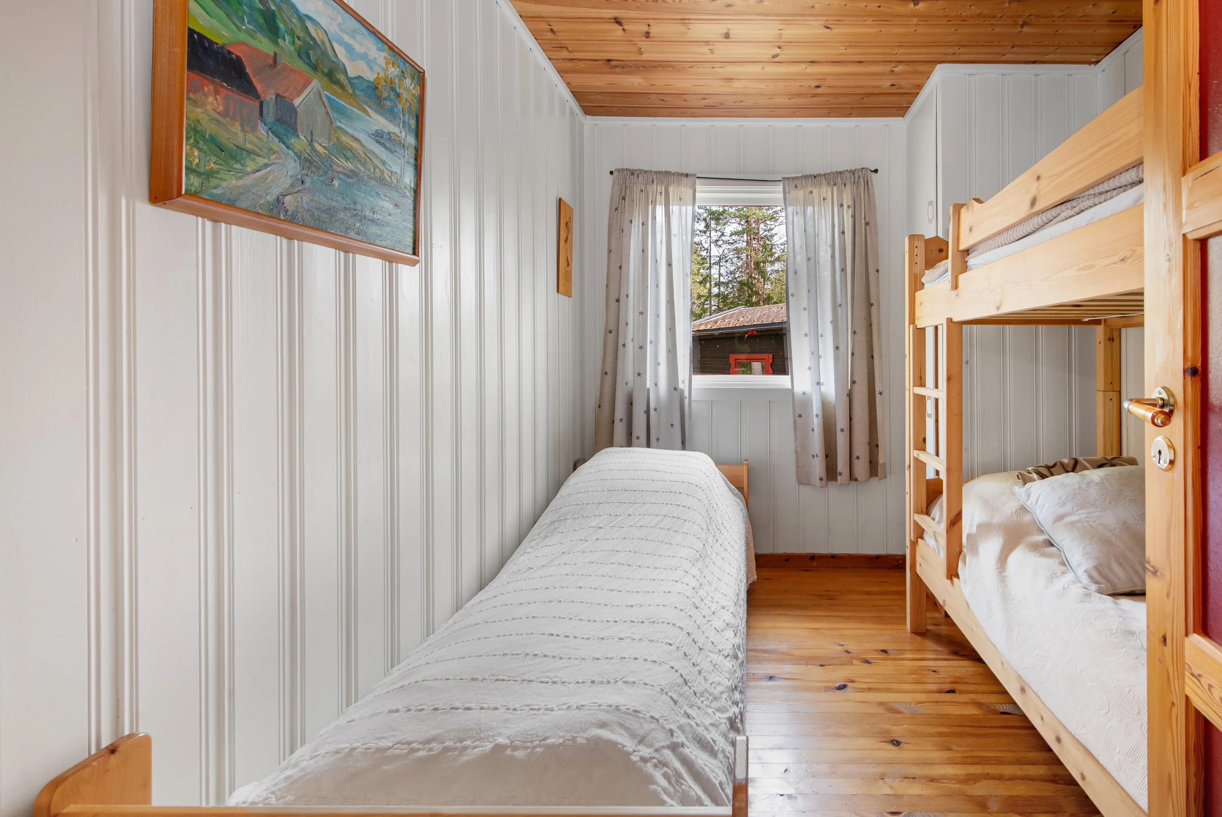 1970s Norwegian Cabin with Annex near Lake Vansjø - View image 13 of 29
