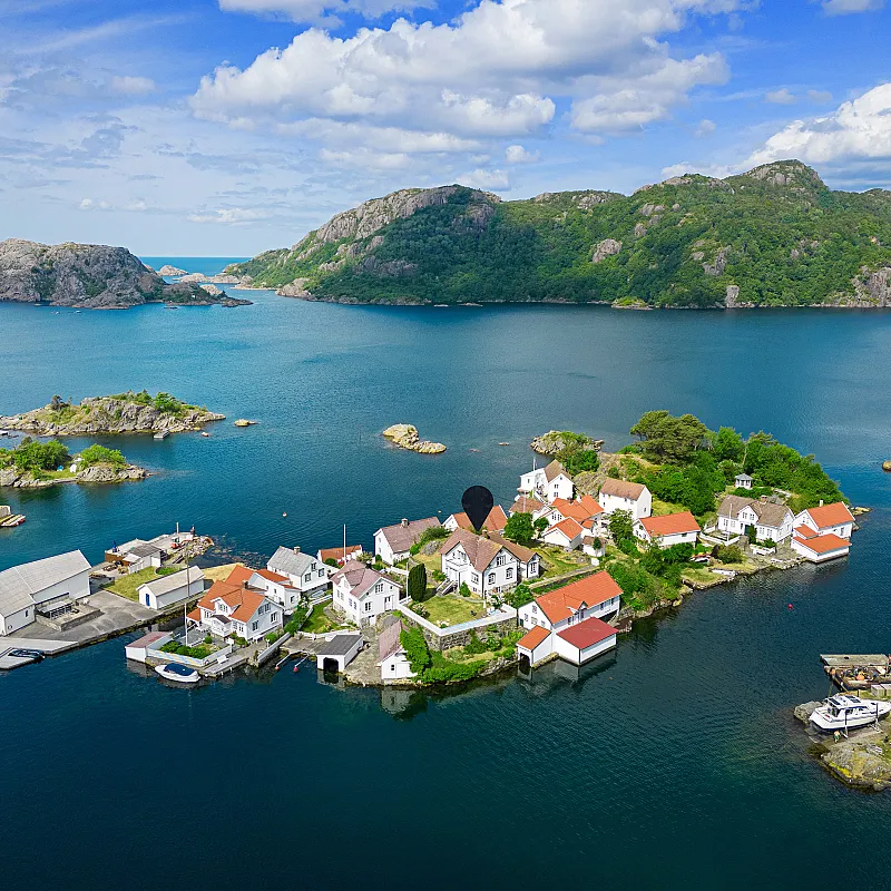 18th Century Coastal House with Garden and Terrace in Hidrasund, Norway
