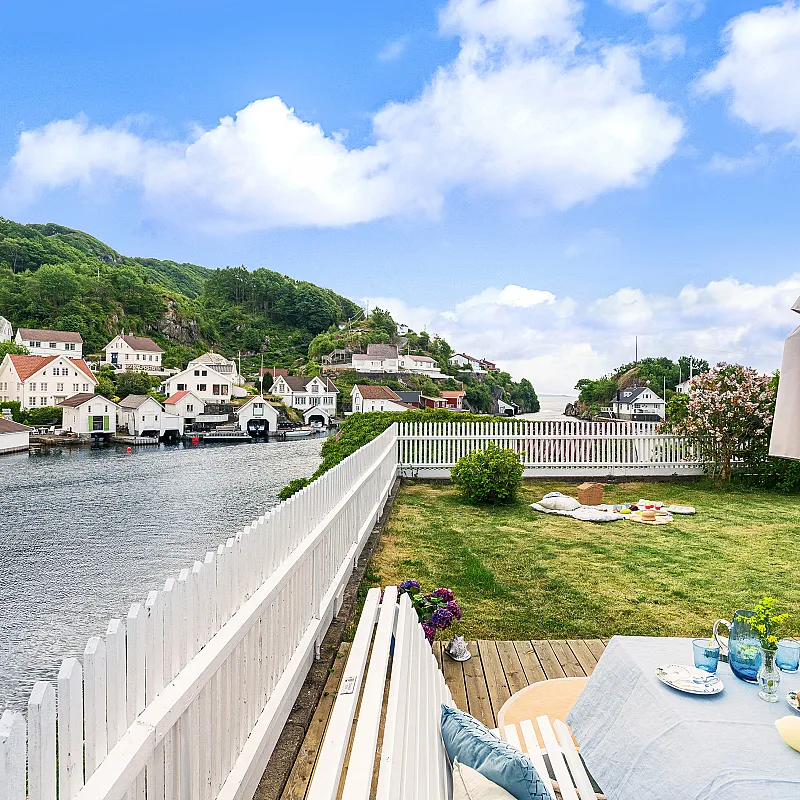 View image 12