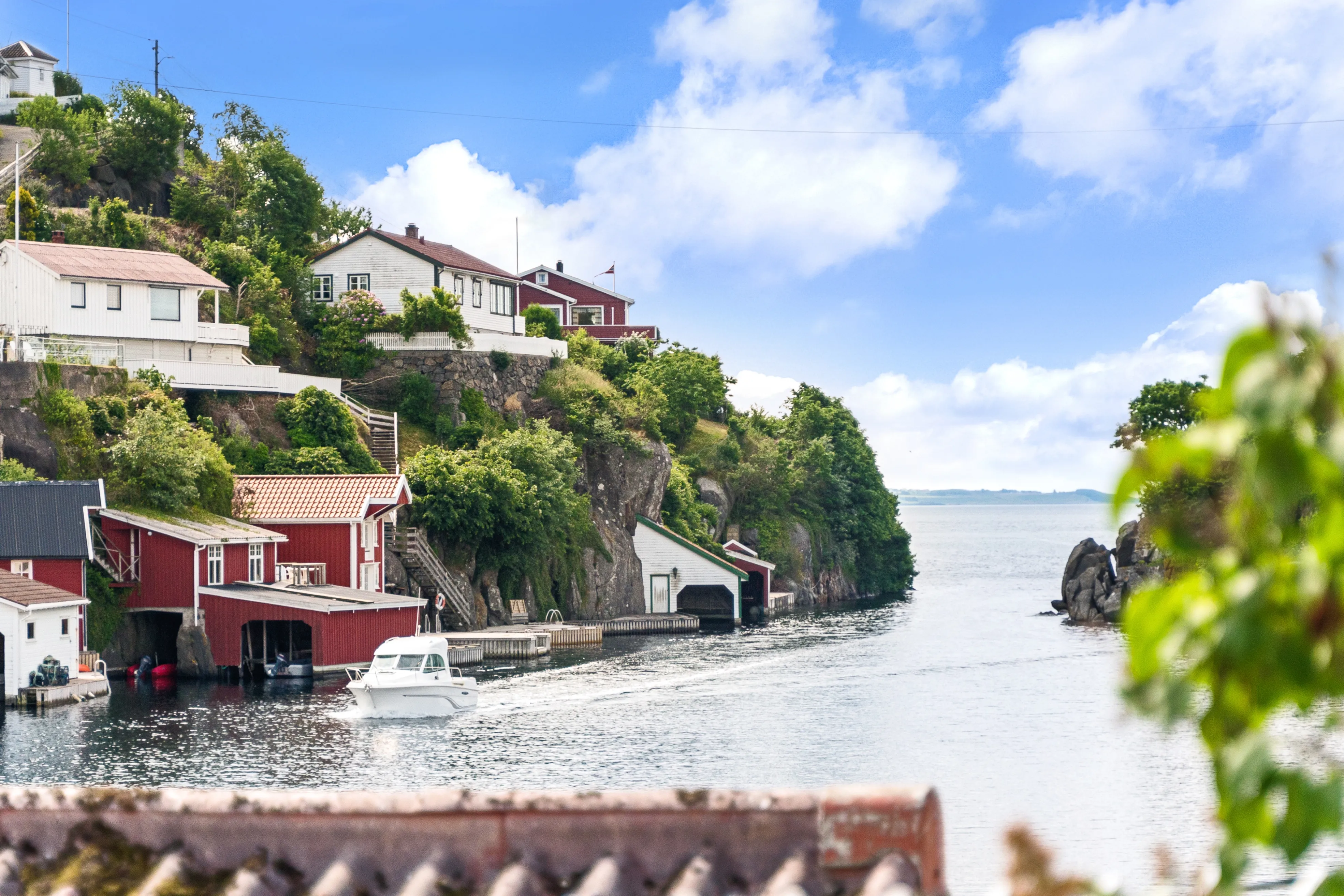 18th Century Coastal House with Garden and Terrace in Hidrasund, Norway - View image 13 of 67