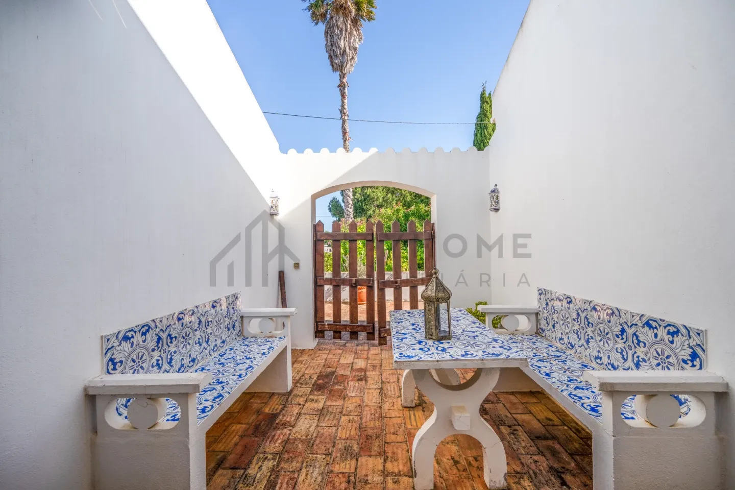 Contemporary 3-Bedroom Villa with Pool and Expansive Grounds in Silves, Portugal - View image 23 of 40