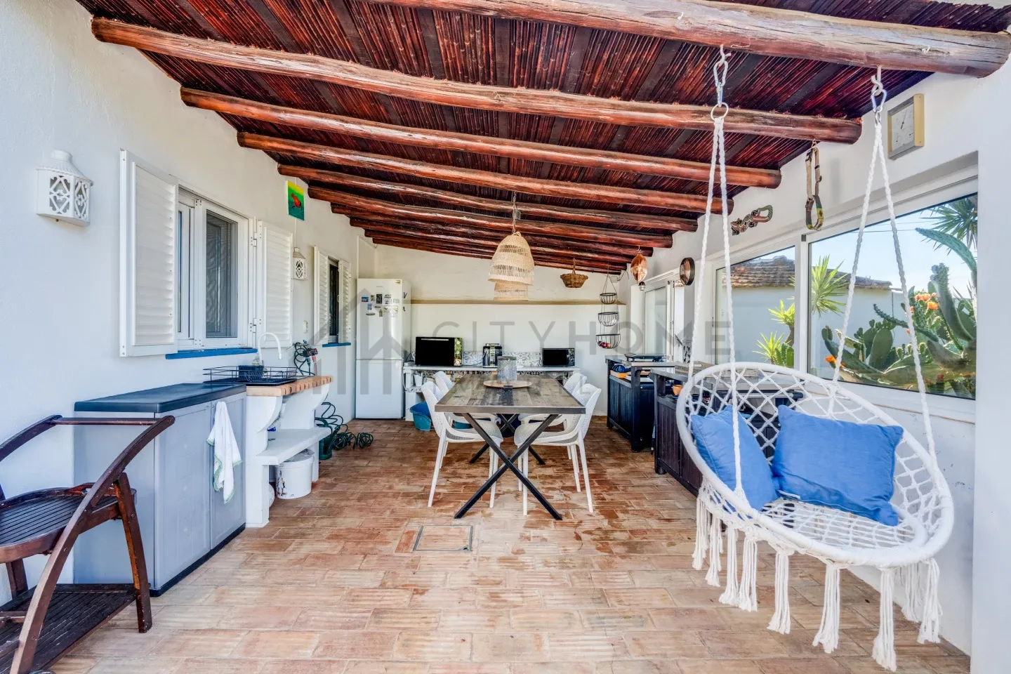 Contemporary 3-Bedroom Villa with Pool and Expansive Grounds in Silves, Portugal - View image 29 of 40