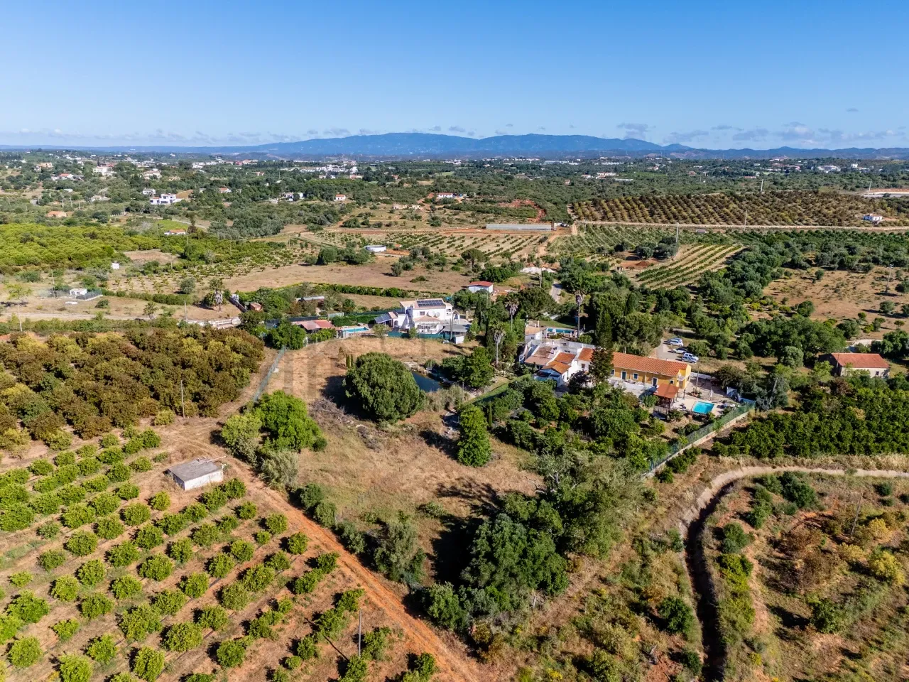 Contemporary 3-Bedroom Villa with Pool and Expansive Grounds in Silves, Portugal - View image 40 of 40