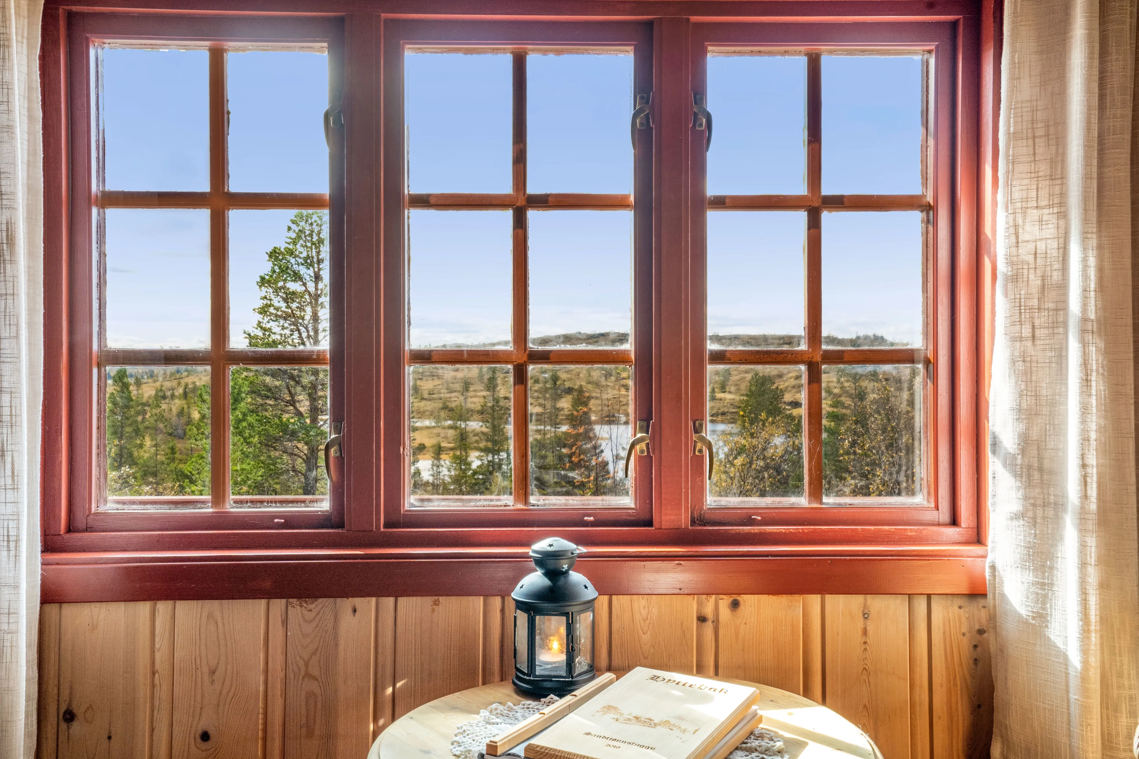 3-Bedroom Norwegian Cabin with Terrace and Solar Power in Rognes - View image 11 of 46