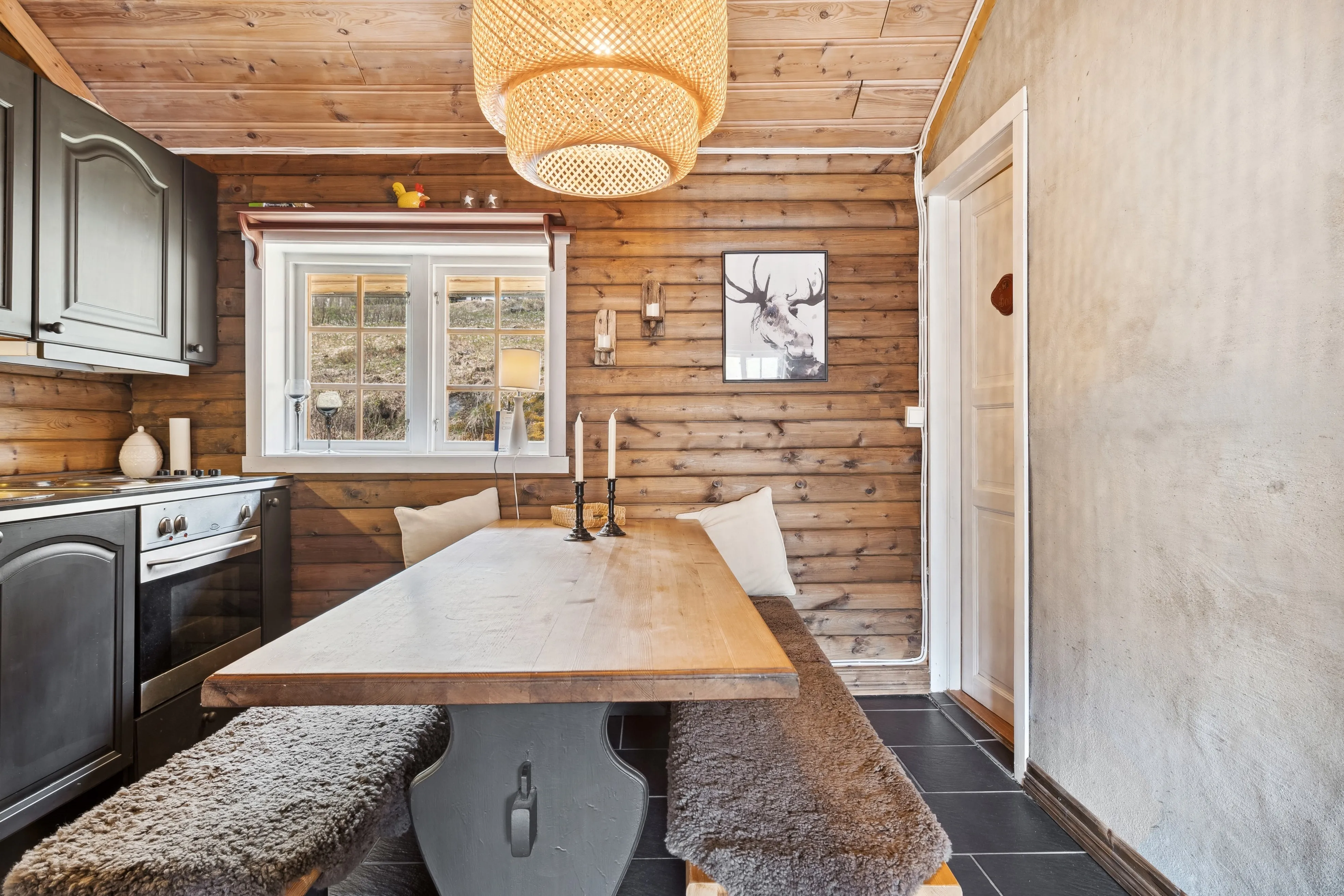 1996 Three-Bedroom House with Terrace in Norway's Scenic Storlidalen - View image 17 of 45