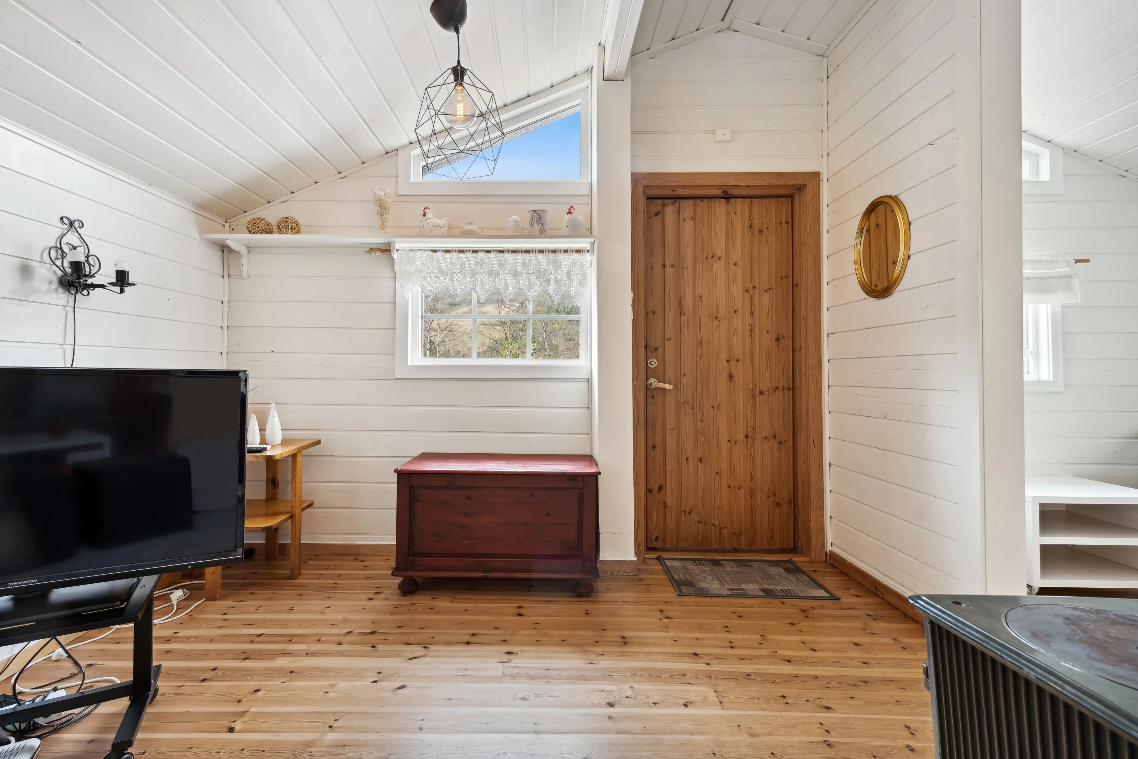 1996 Three-Bedroom House with Terrace in Norway's Scenic Storlidalen - View image 26 of 45