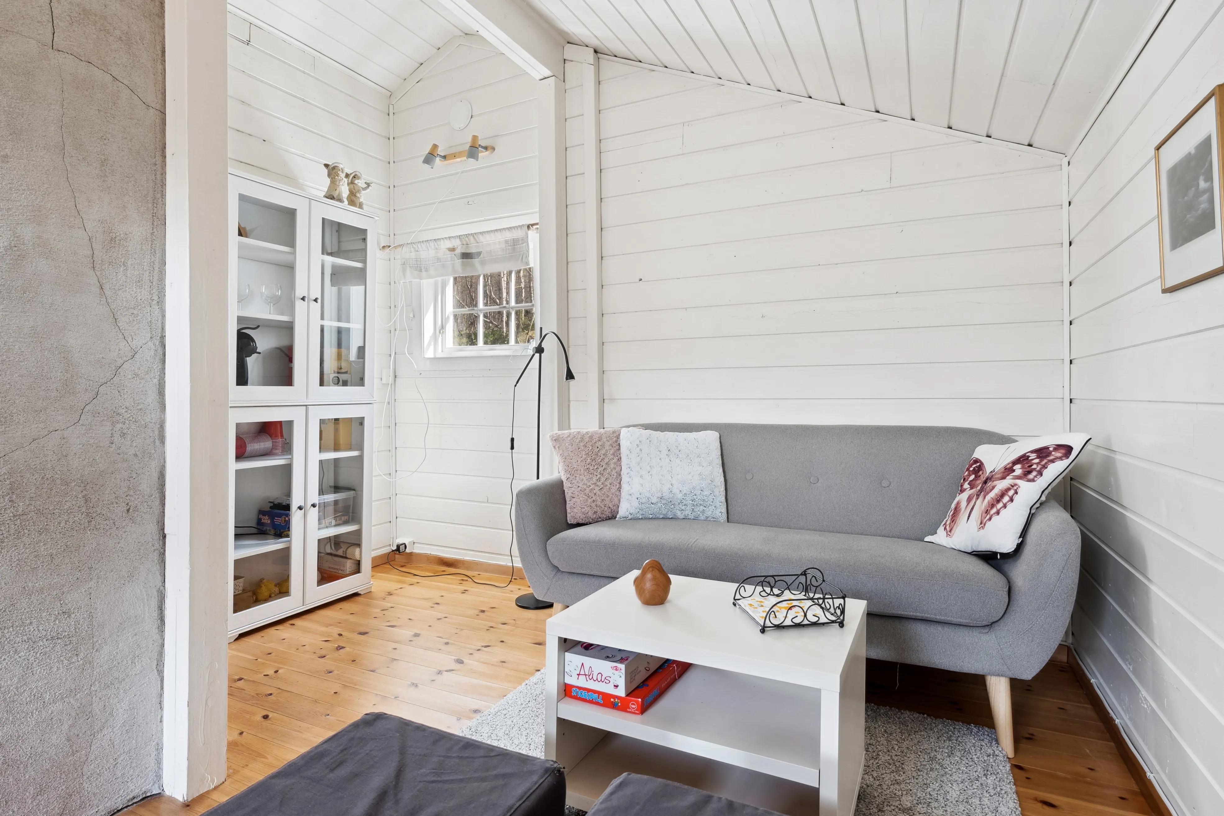 1996 Three-Bedroom House with Terrace in Norway's Scenic Storlidalen - View image 28 of 45