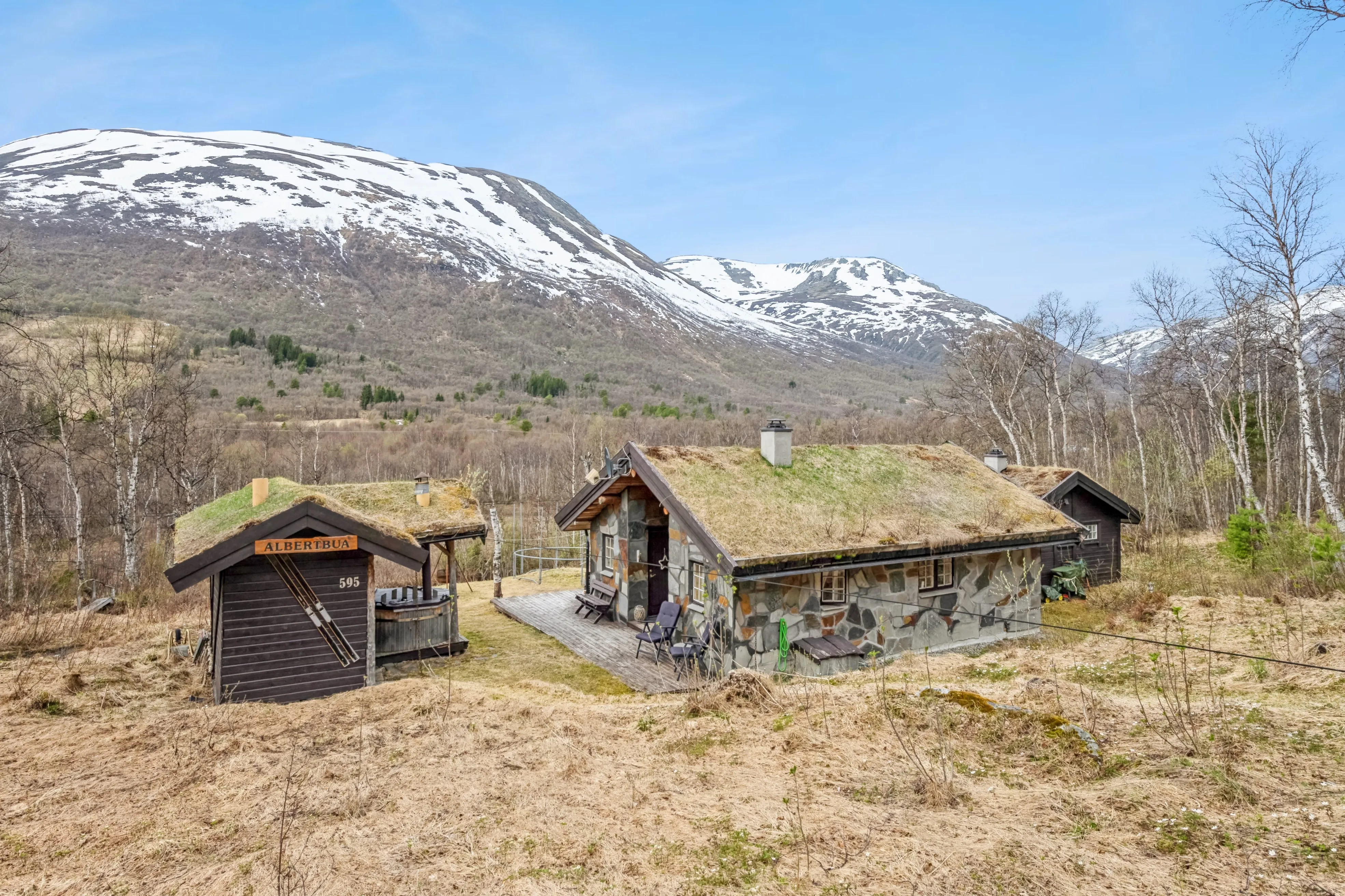 1996 Three-Bedroom House with Terrace in Norway's Scenic Storlidalen - View image 31 of 45