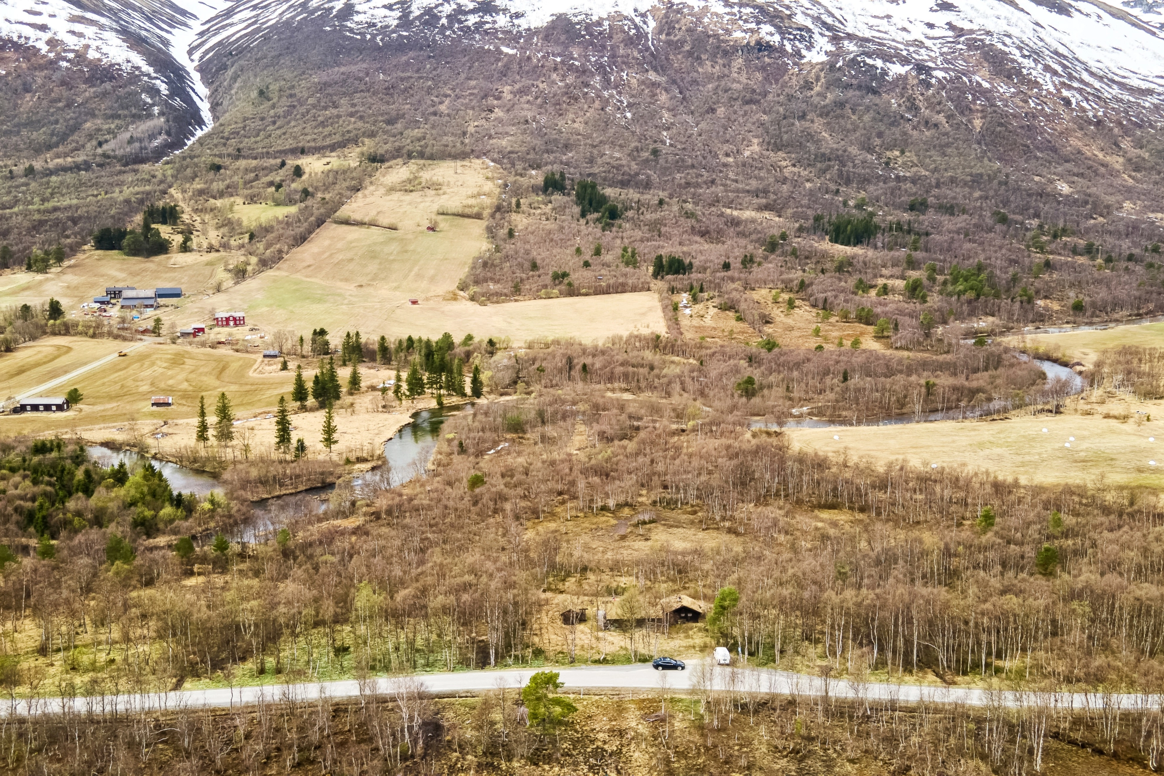1996 Three-Bedroom House with Terrace in Norway's Scenic Storlidalen - View image 41 of 45