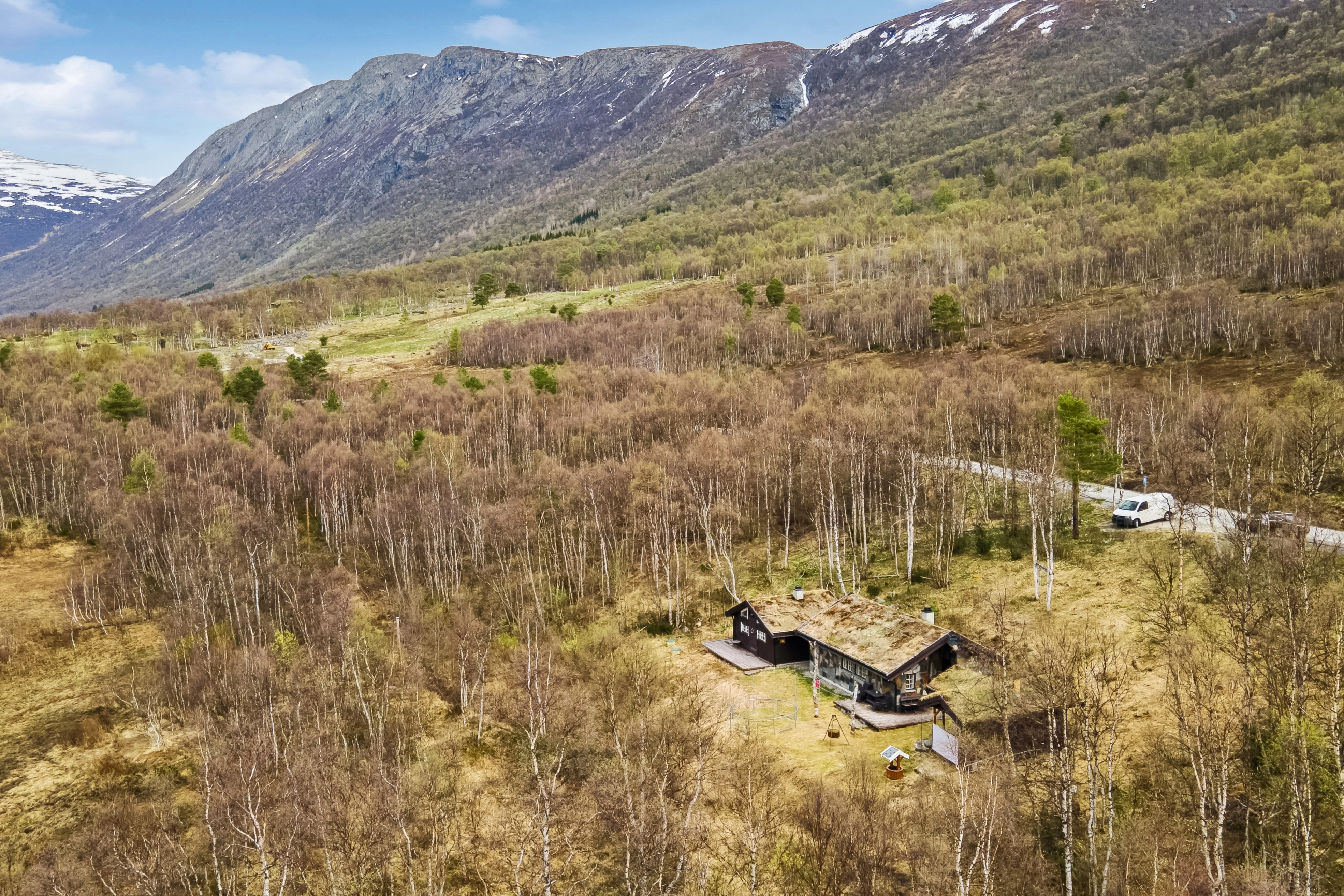 1996 Three-Bedroom House with Terrace in Norway's Scenic Storlidalen - View image 42 of 45