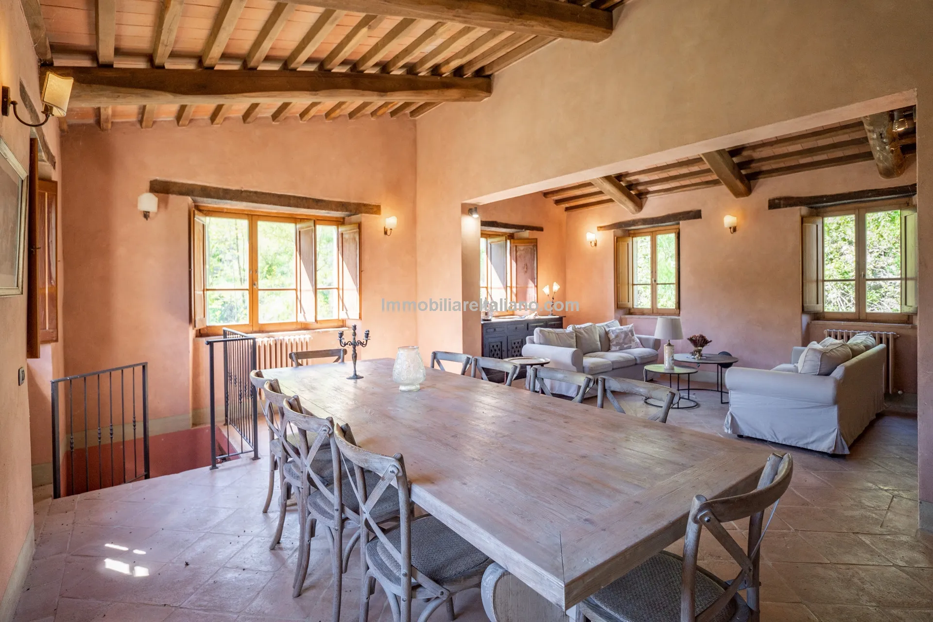 Expansive 6-Bedroom Country House in Umbria with Ample Gardens - View image 19 of 60