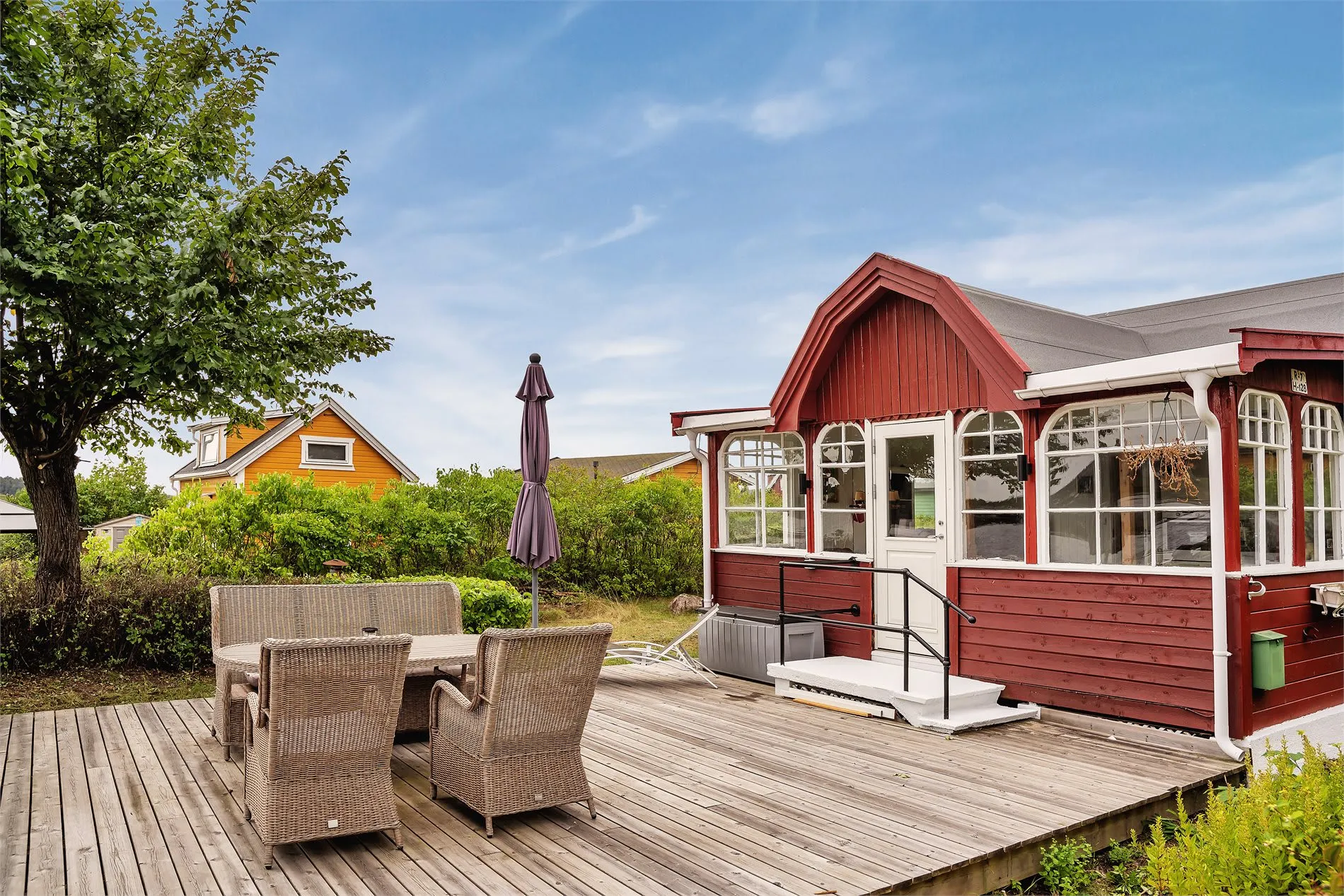 1920s Oslo Cabin with Garden on Lindøya Island - View image 6 of 34