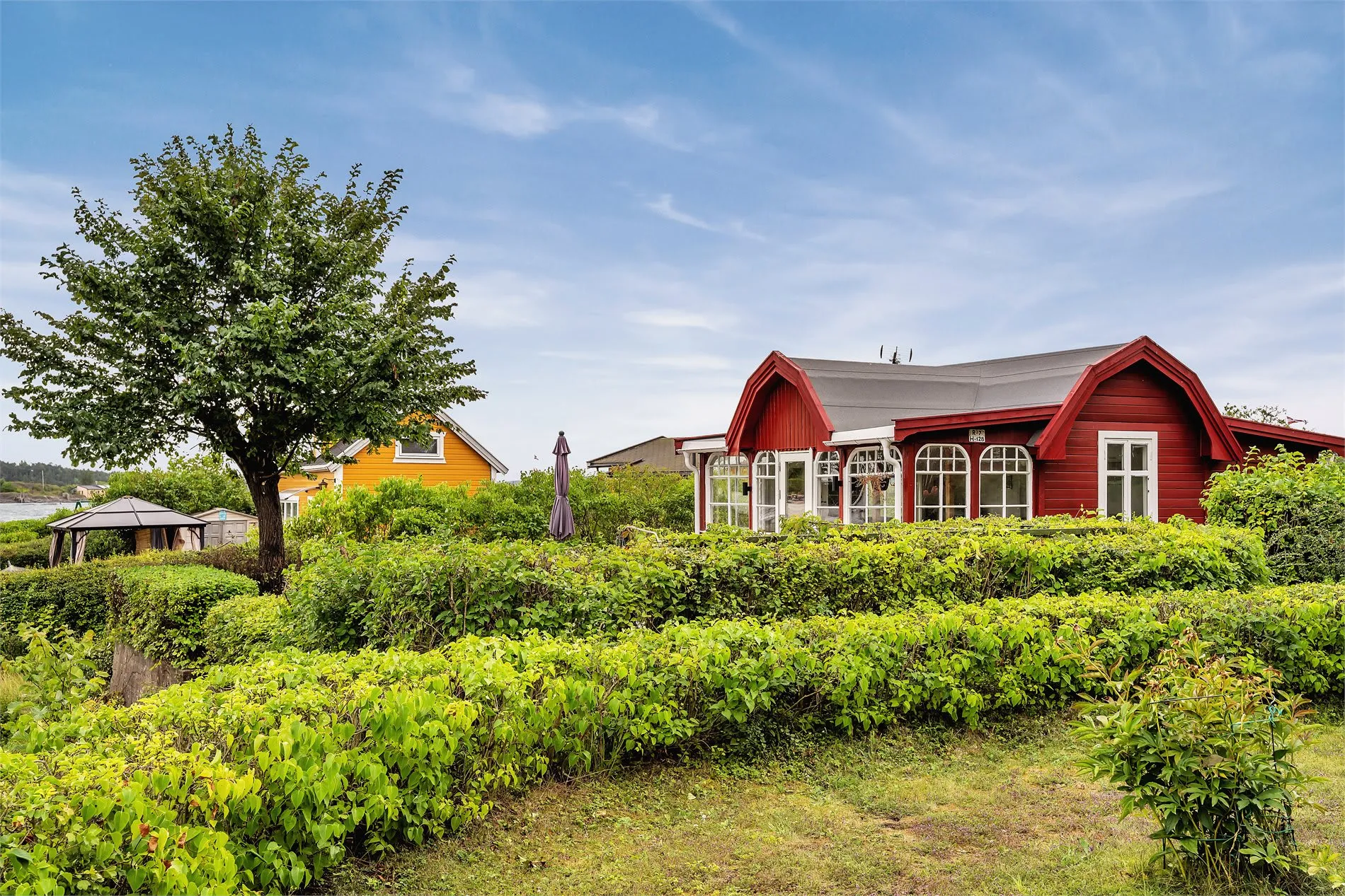 1920s Oslo Cabin with Garden on Lindøya Island - View image 14 of 34